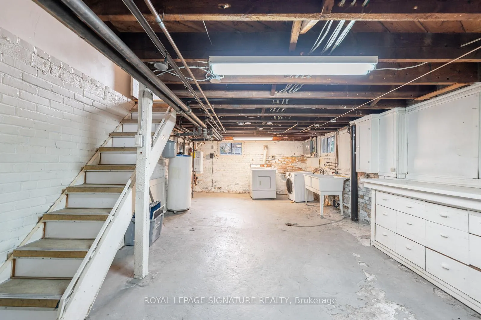 Photo 23 of 15 Marlow Avenue, Toronto, Danforth Village-East York — HOMEH