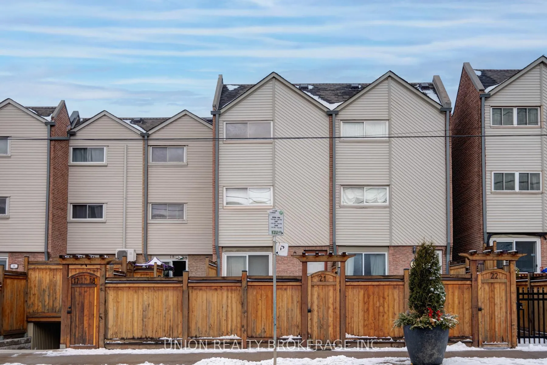 Photo 42 of Unit 20, 1666 Queen Street E, Toronto, Woodbine Corridor — HOMEH