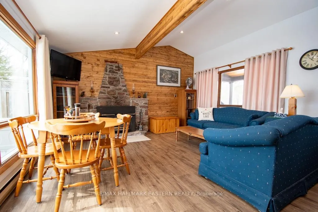 Photo 10 of 913 Drain Drive, Douro-Dummer — HOMEH
