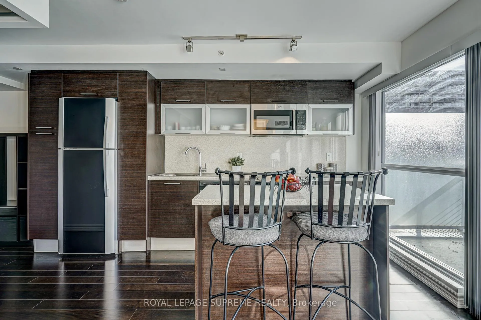 Photo 8 of Unit 1122, 386 Yonge Street, Toronto, Bay Street Corridor — HOMEH