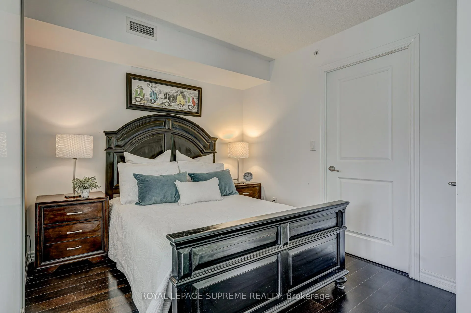 Photo 15 of Unit 1122, 386 Yonge Street, Toronto, Bay Street Corridor — HOMEH