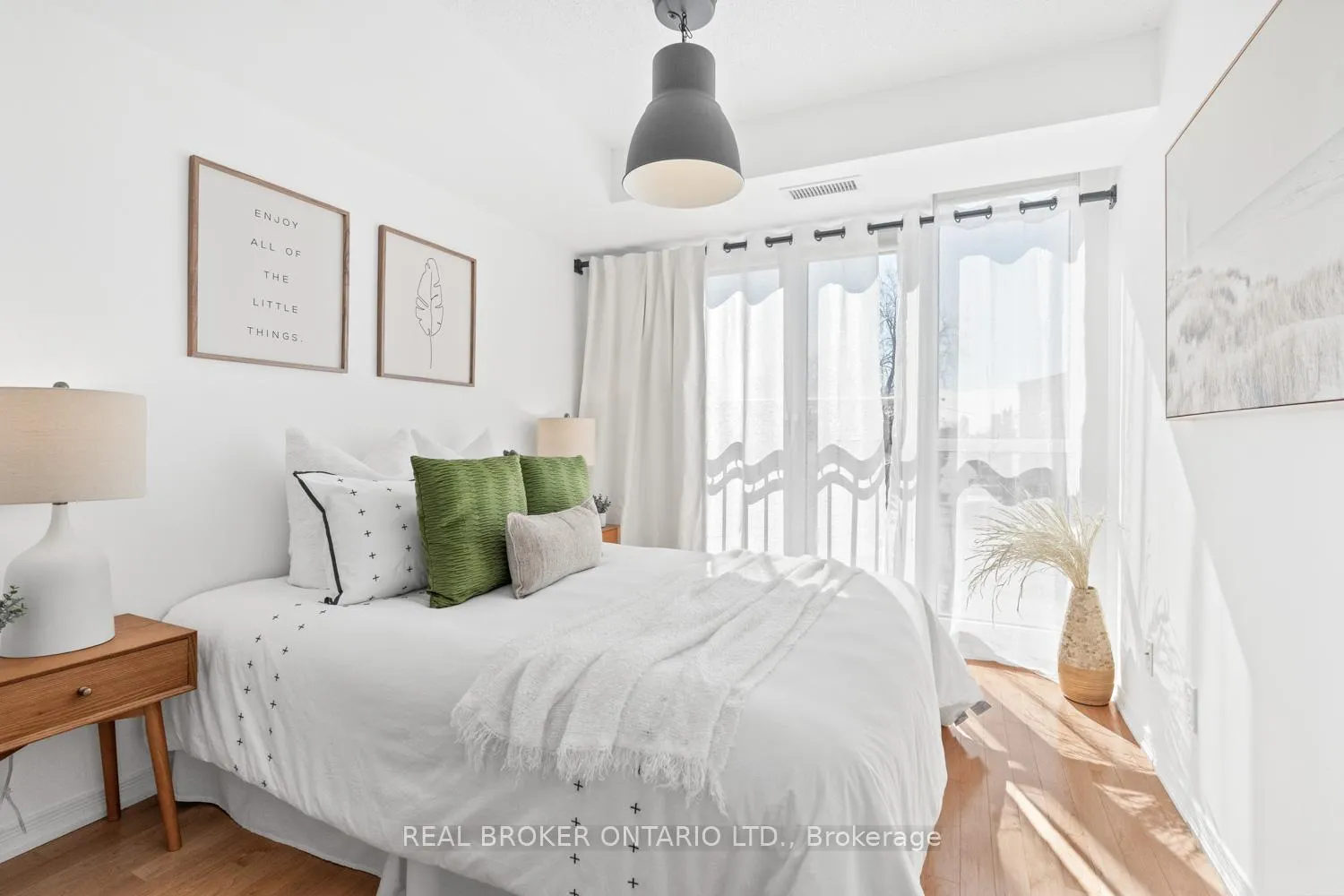 Photo 15 of Unit 204, 308 Palmerston Avenue, Toronto, Trinity-Bellwoods — HOMEH