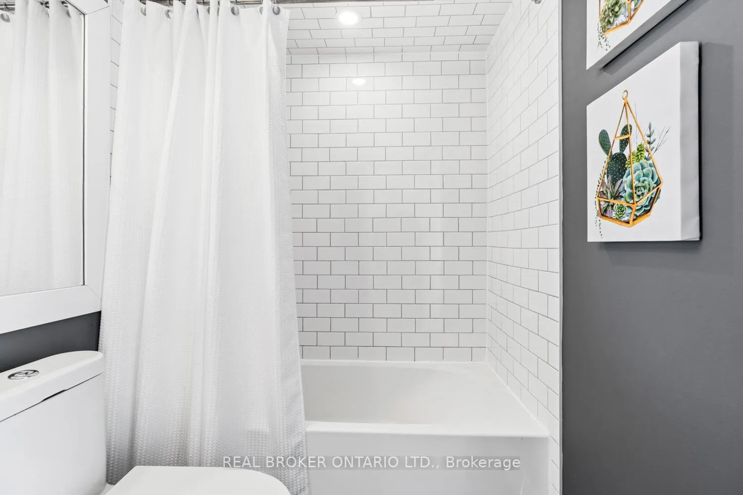 Photo 20 of Unit 204, 308 Palmerston Avenue, Toronto, Trinity-Bellwoods — HOMEH