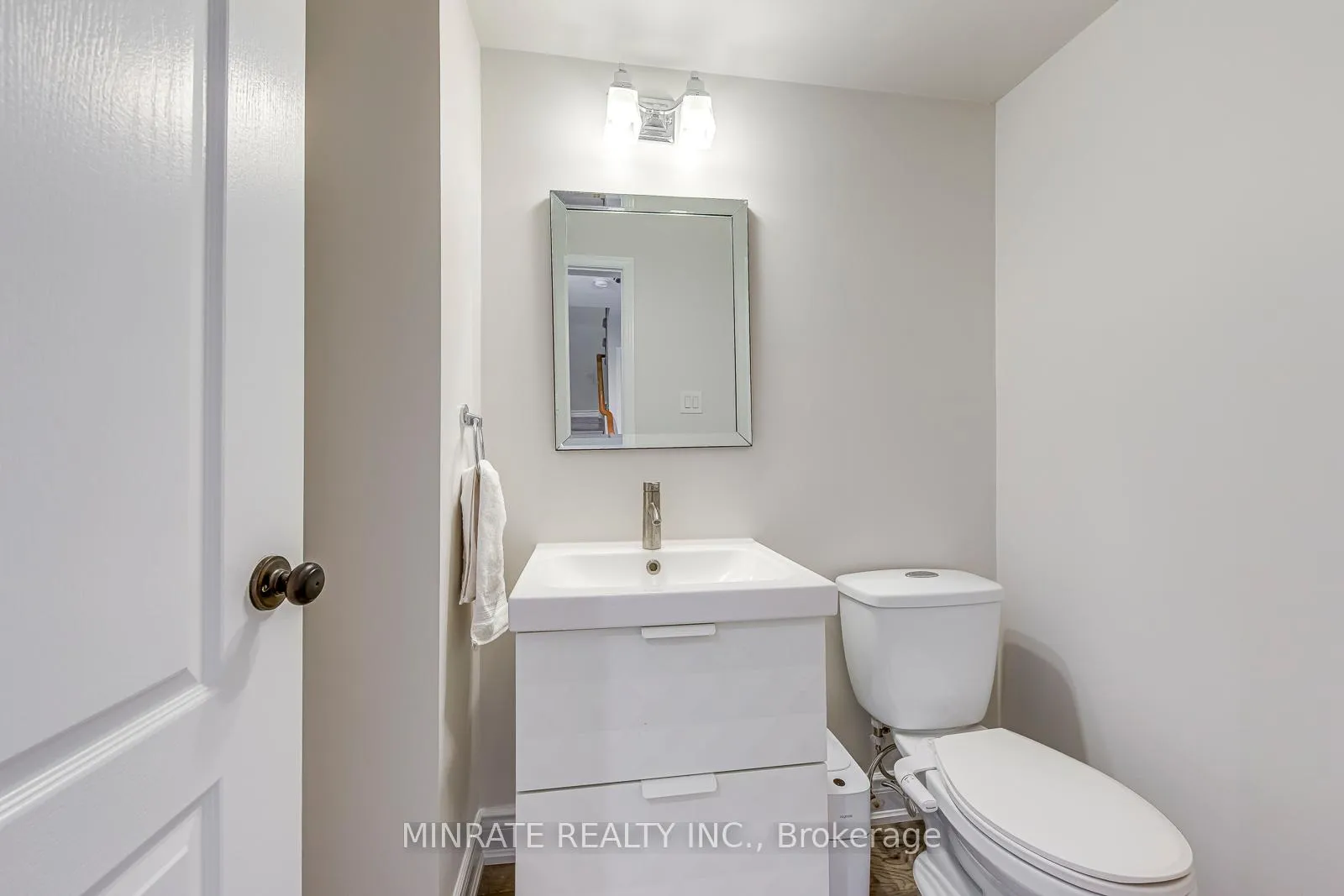 Photo 12 of 129 Harnesworth Crescent, Hamilton, Waterdown — HOMEH