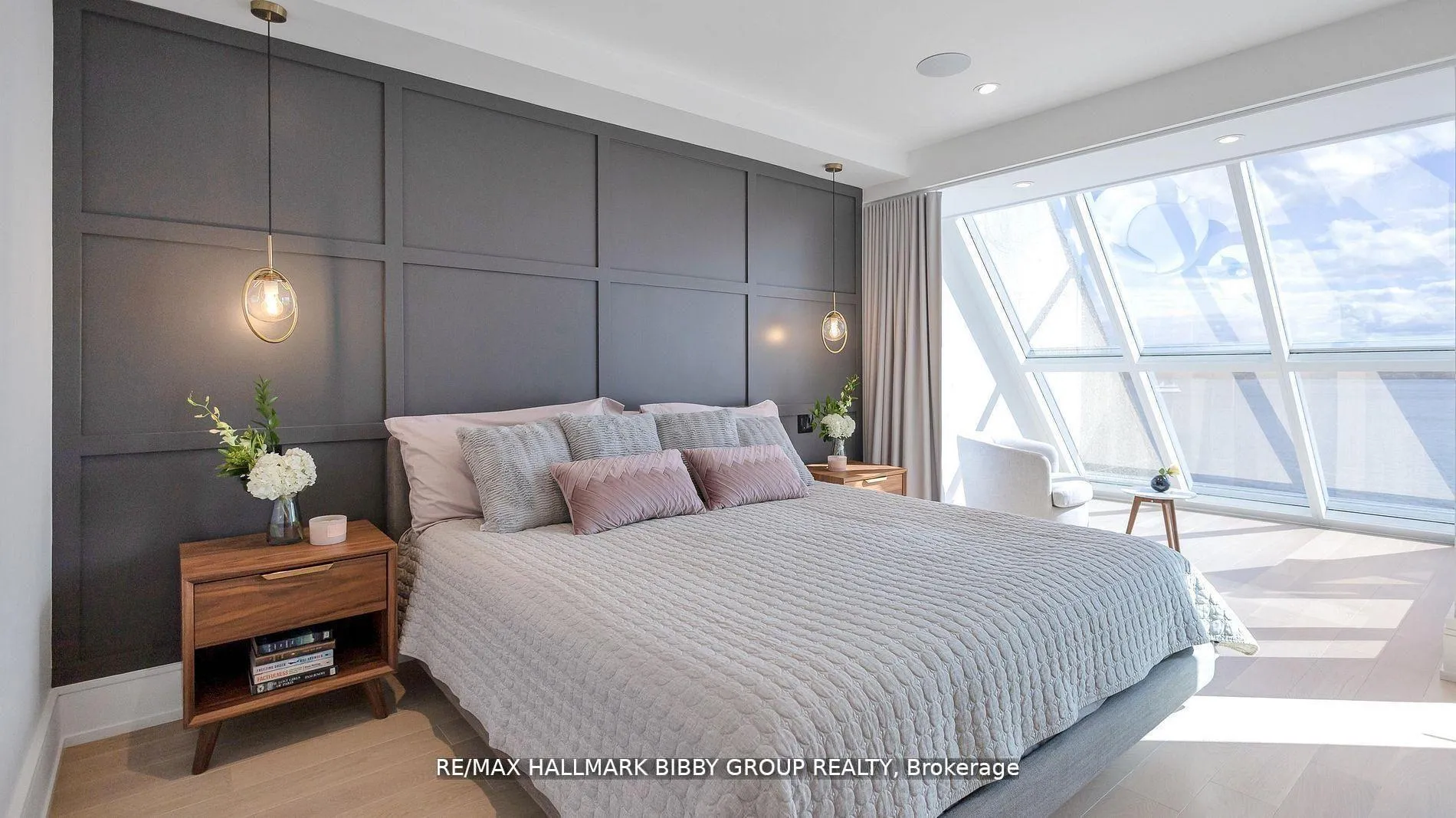 Photo 15 of Unit 613, 99 Harbour Square, Toronto, Waterfront Communities — HOMEH