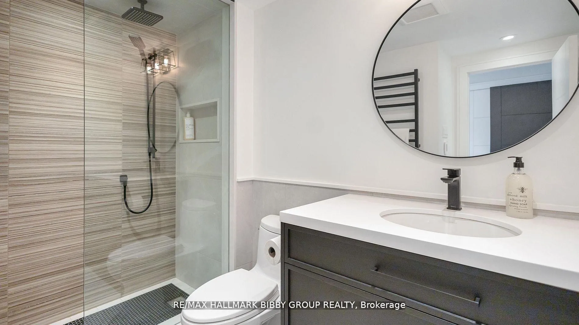 Photo 28 of Unit 613, 99 Harbour Square, Toronto, Waterfront Communities — HOMEH