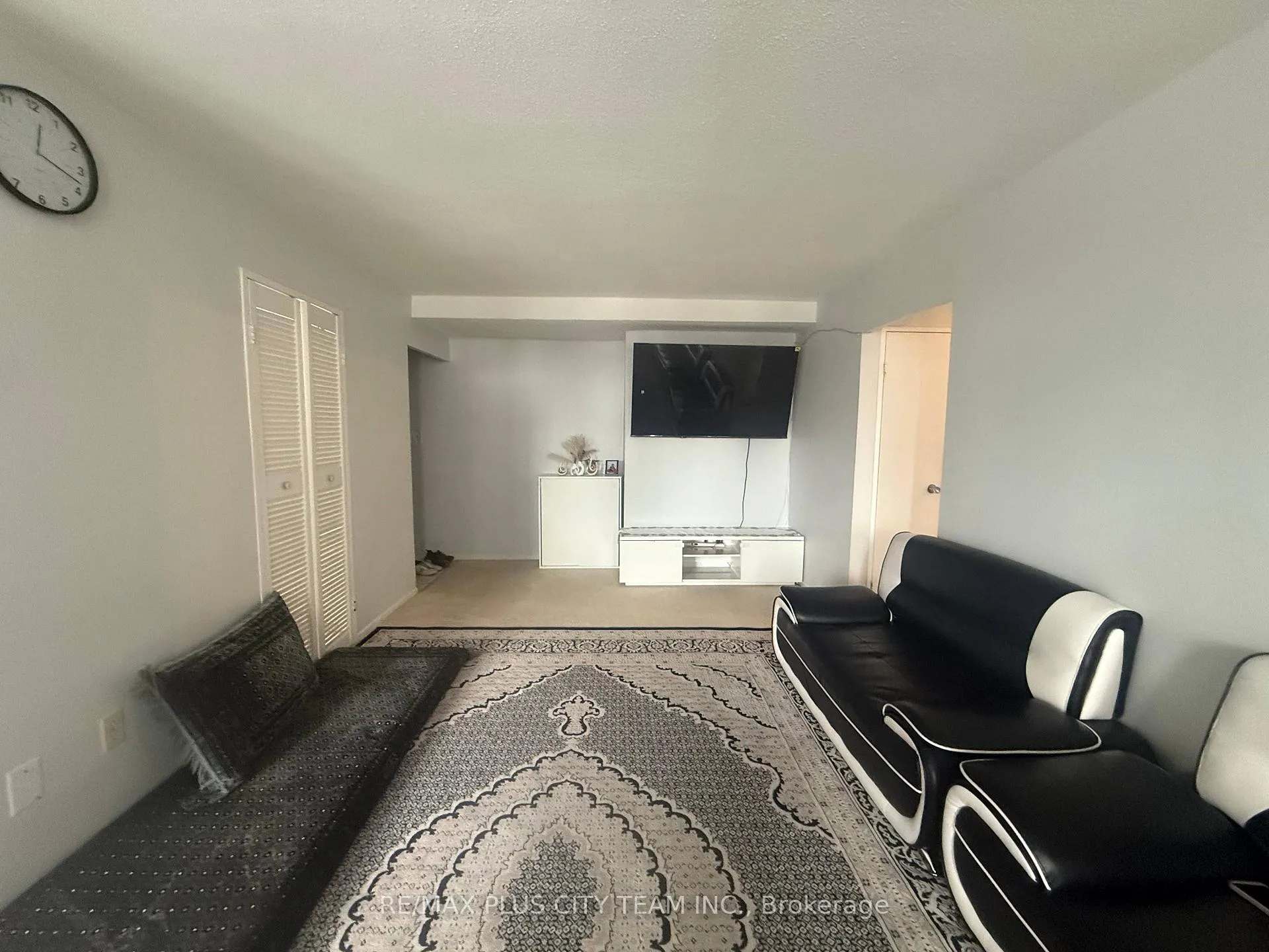 Photo 7 of Unit 909, 10 Edgecliff Golfway, Toronto, Flemingdon Park — HOMEH