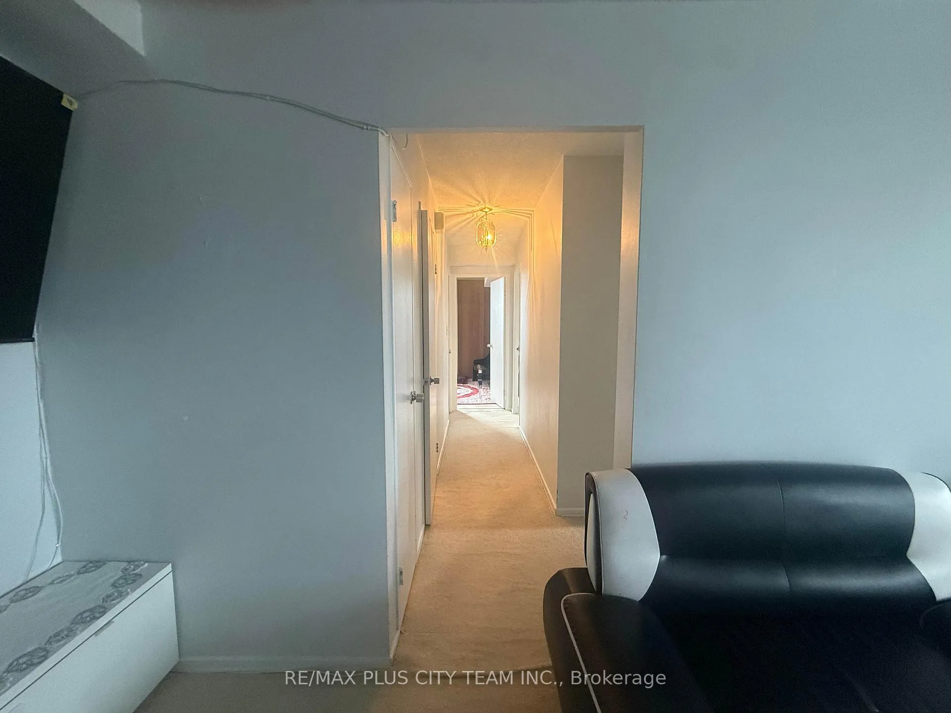 Photo 8 of Unit 909, 10 Edgecliff Golfway, Toronto, Flemingdon Park — HOMEH