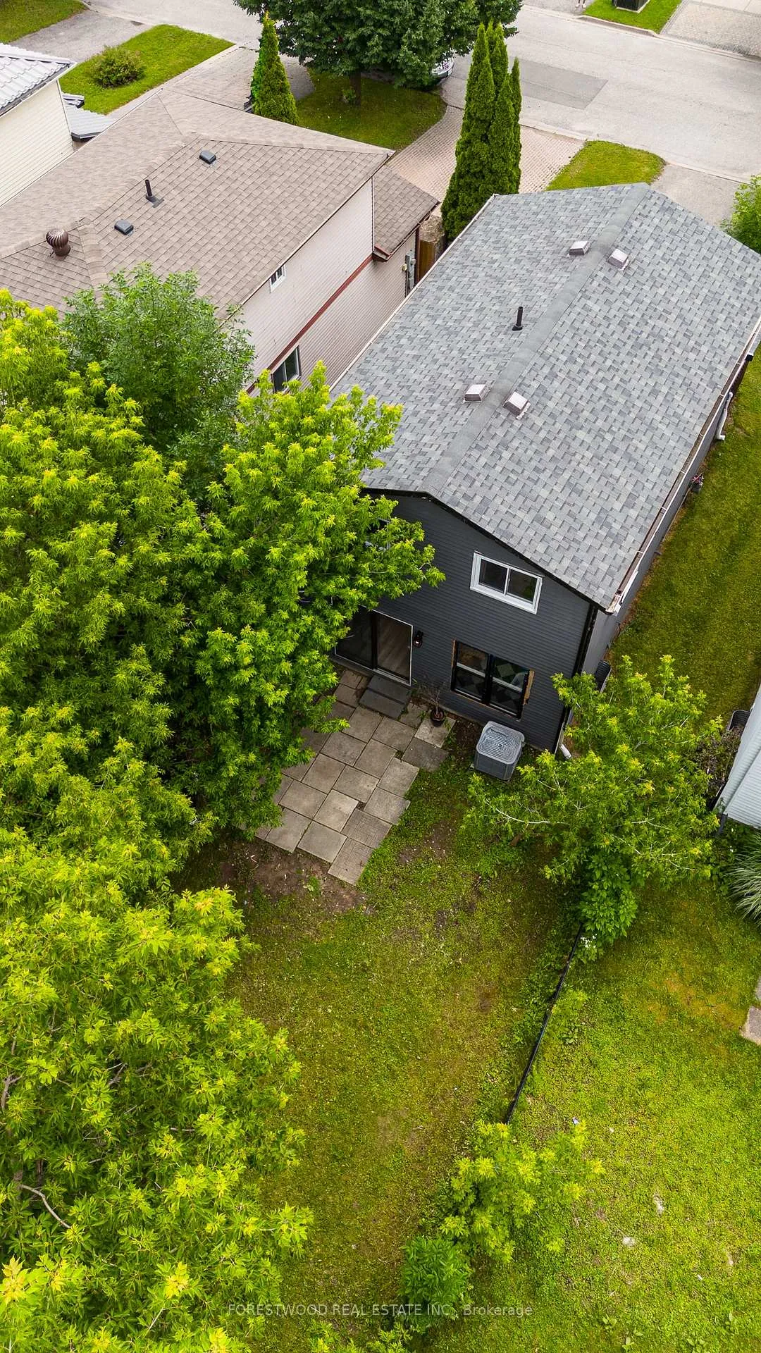 Photo 18 of 24 Argyle Road, Barrie, Sunnidale — HOMEH
