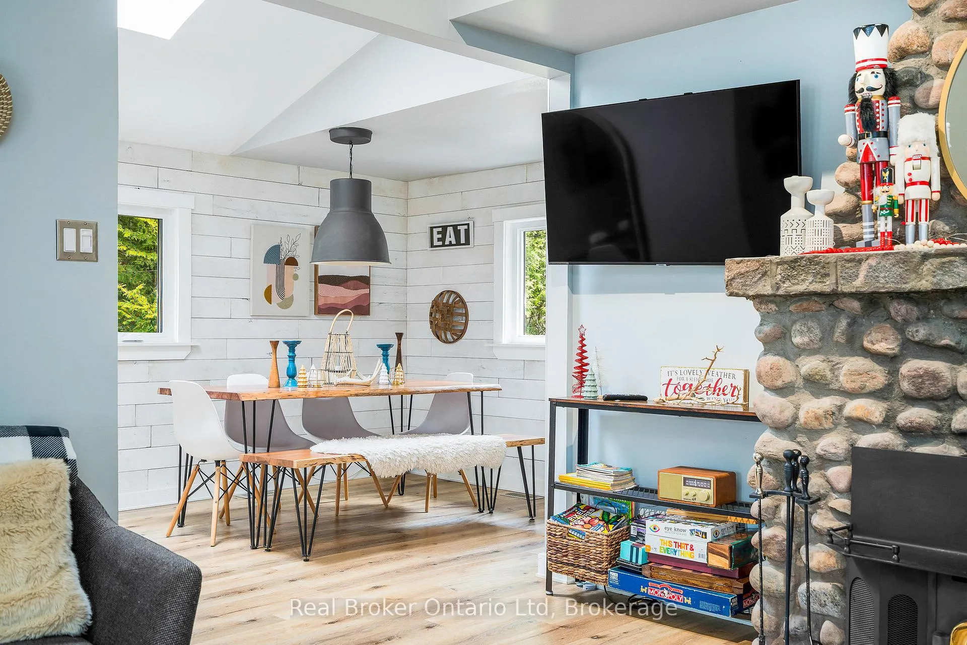 Photo 12 of 1071 Lawson Road, Tiny, Rural Tiny — HOMEH