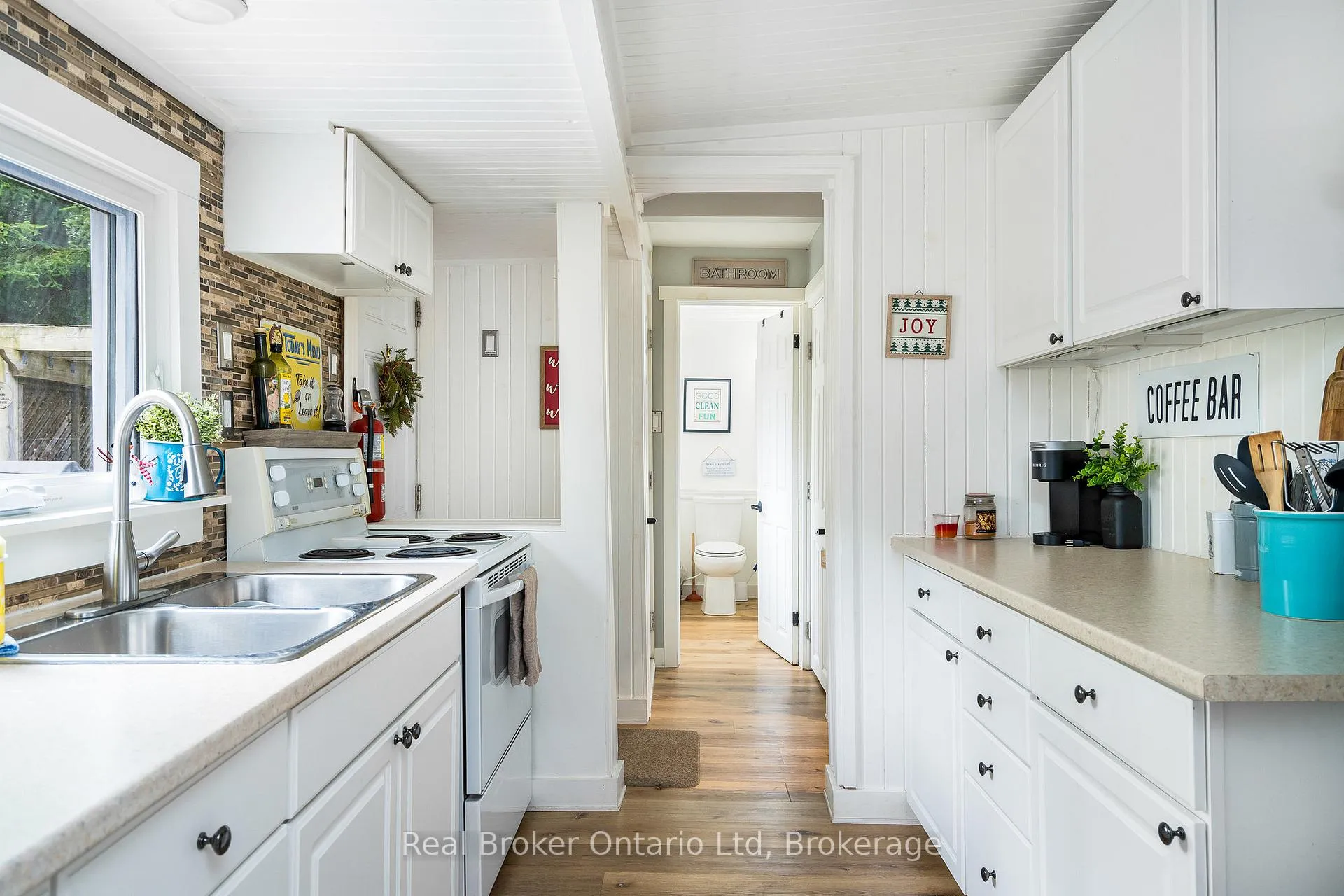 Photo 15 of 1071 Lawson Road, Tiny, Rural Tiny — HOMEH