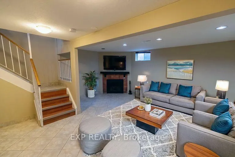 Photo 8 of Unit 7, 7591 Scholfield Road, Niagara Falls, Casey — HOMEH