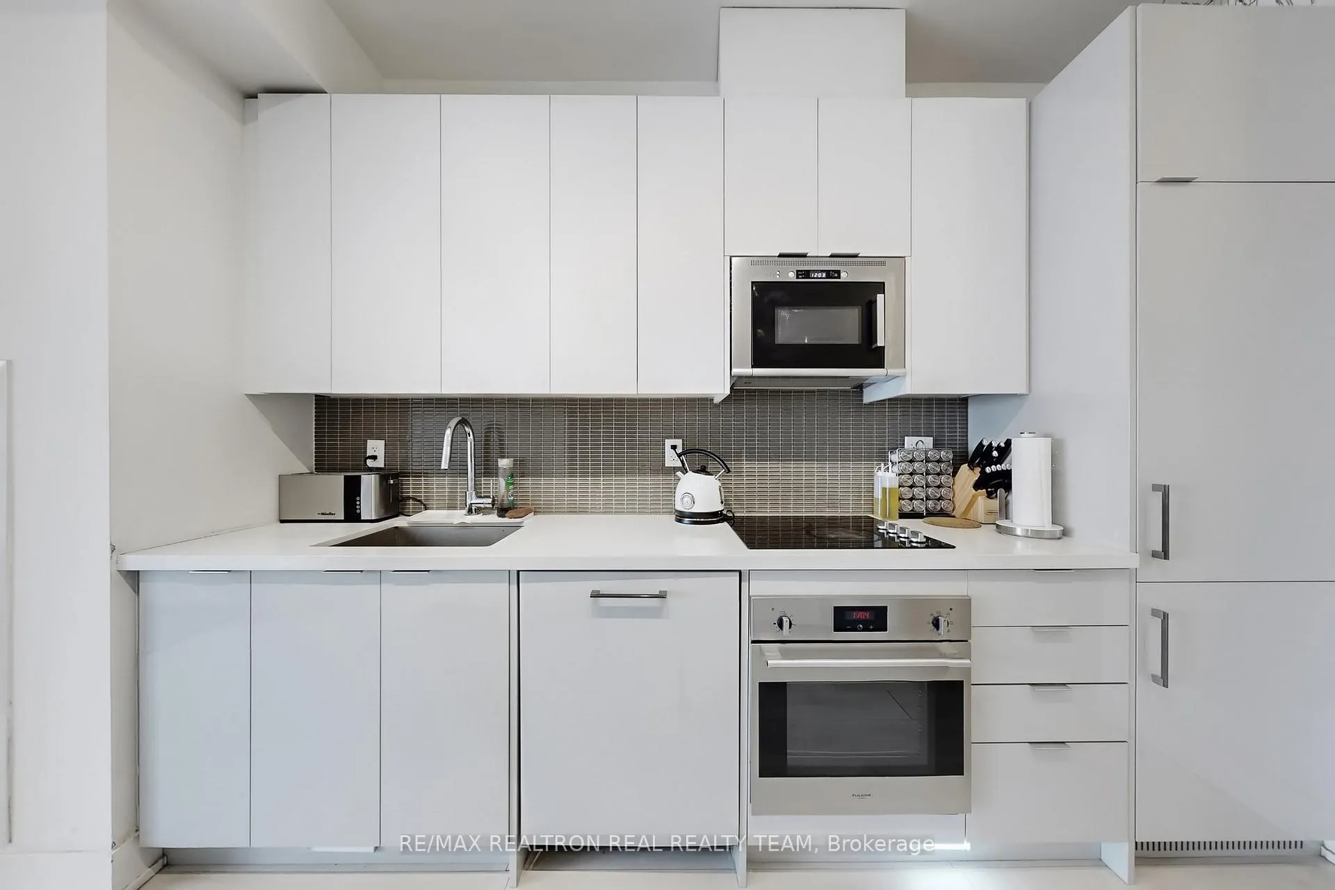 Photo 15 of Unit 2505, 2916 Highway 7 Road, Vaughan, Concord — HOMEH
