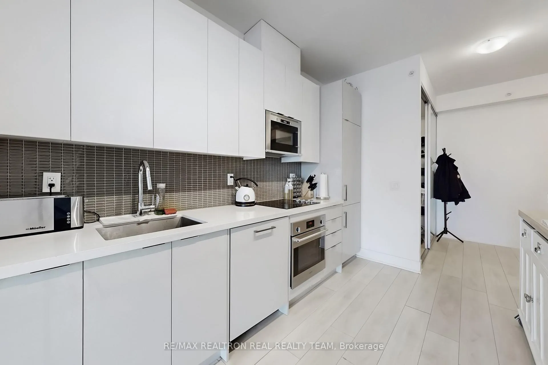 Photo 16 of Unit 2505, 2916 Highway 7 Road, Vaughan, Concord — HOMEH