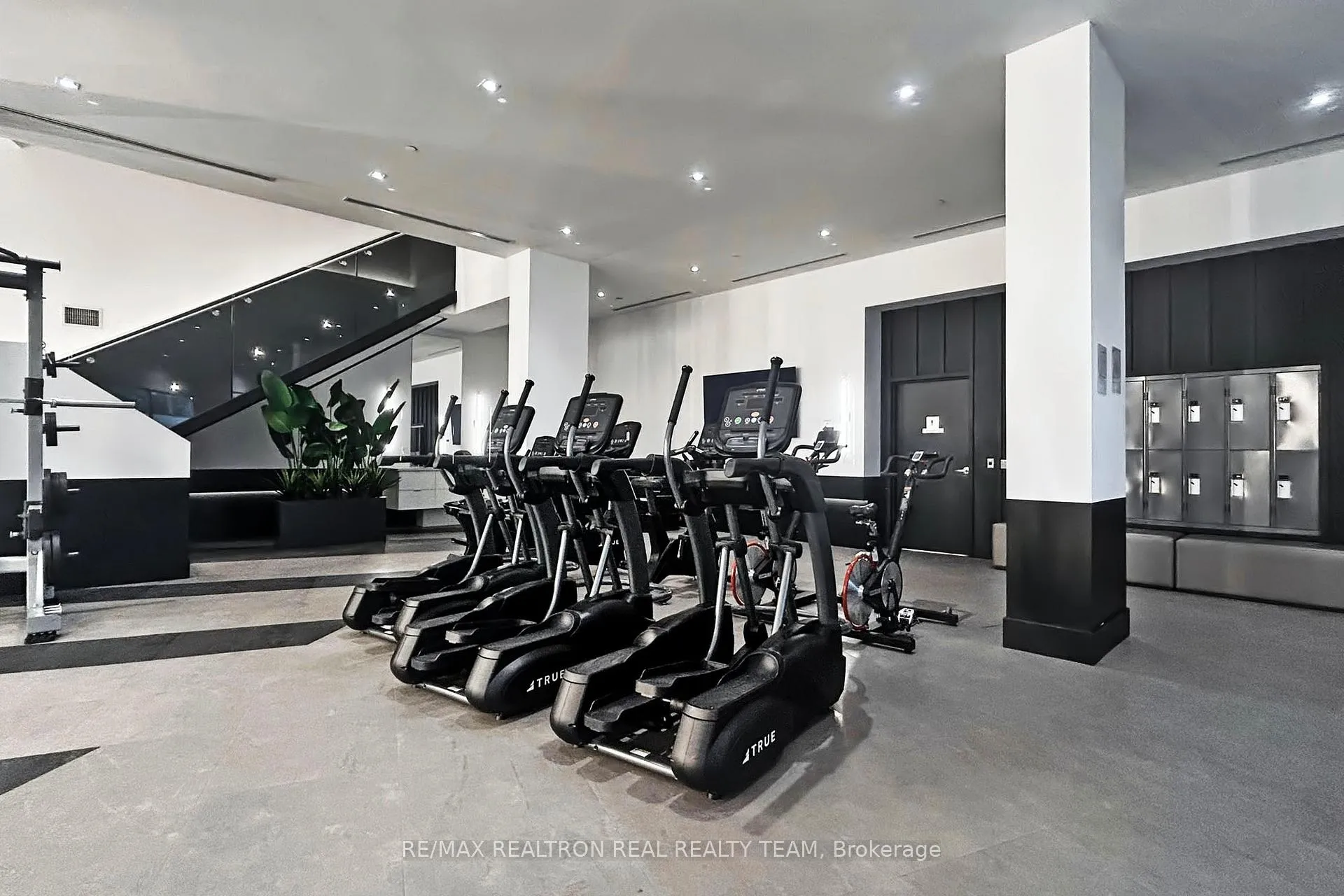 Photo 32 of Unit 2505, 2916 Highway 7 Road, Vaughan, Concord — HOMEH