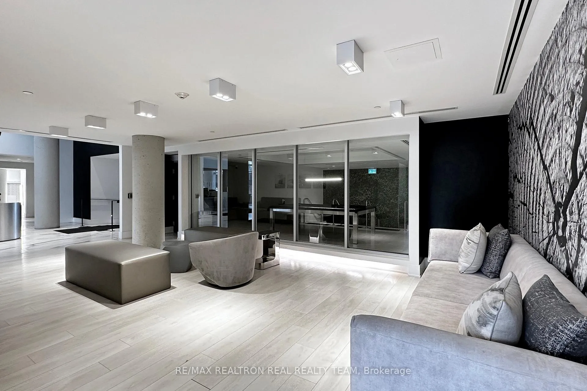 Photo 36 of Unit 2505, 2916 Highway 7 Road, Vaughan, Concord — HOMEH