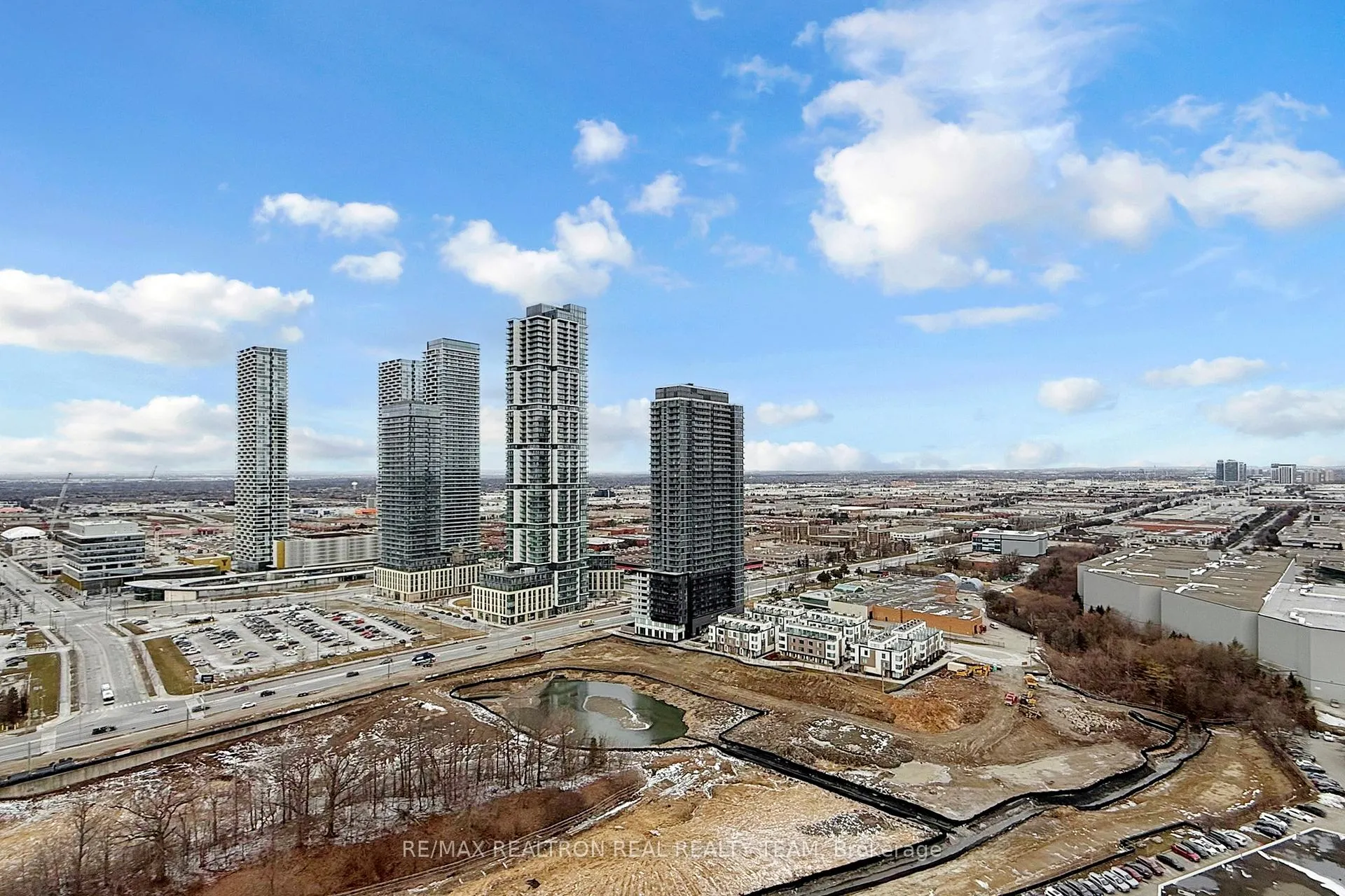 Photo 44 of Unit 2505, 2916 Highway 7 Road, Vaughan, Concord — HOMEH