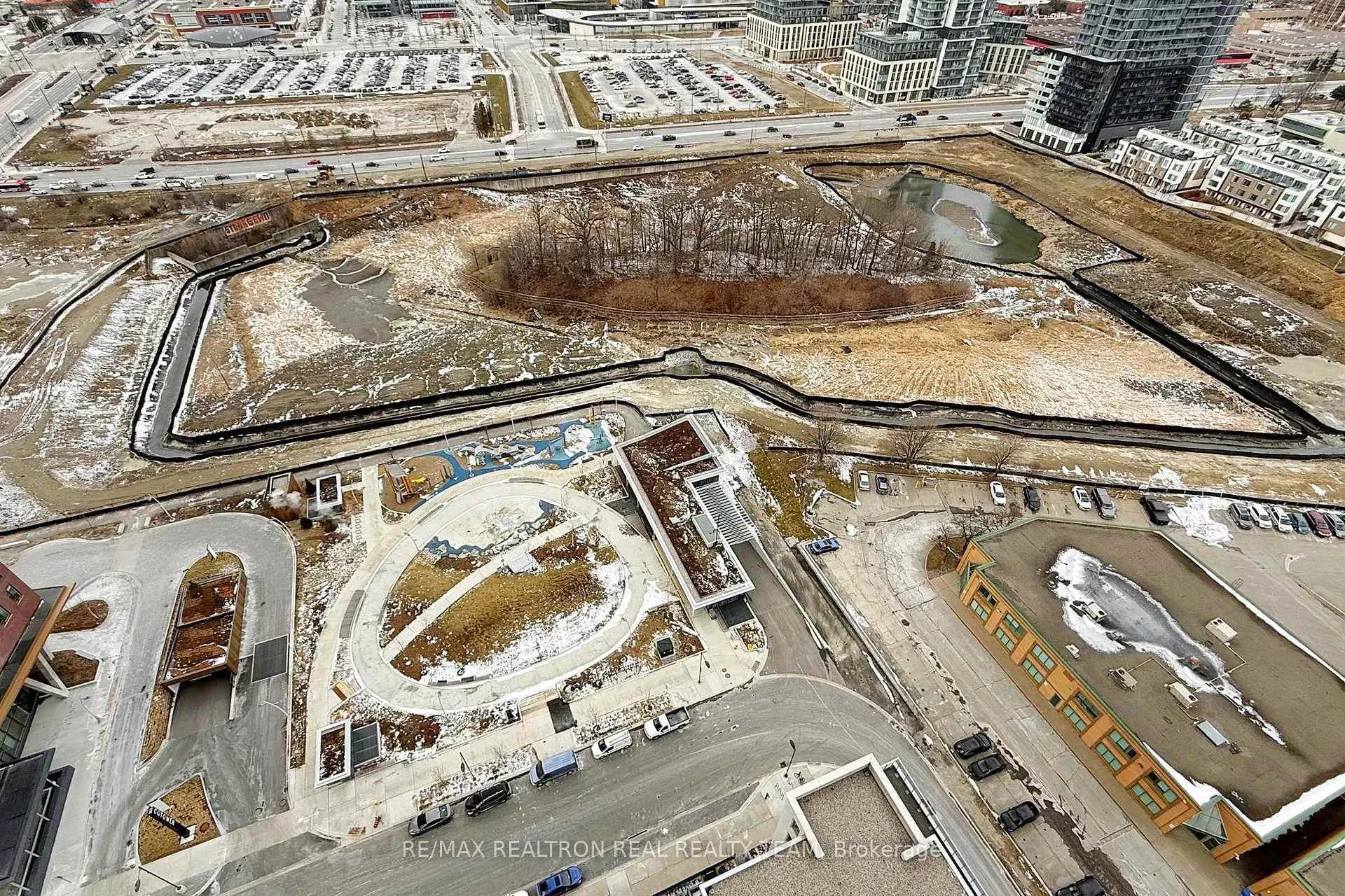 Photo 46 of Unit 2505, 2916 Highway 7 Road, Vaughan, Concord — HOMEH