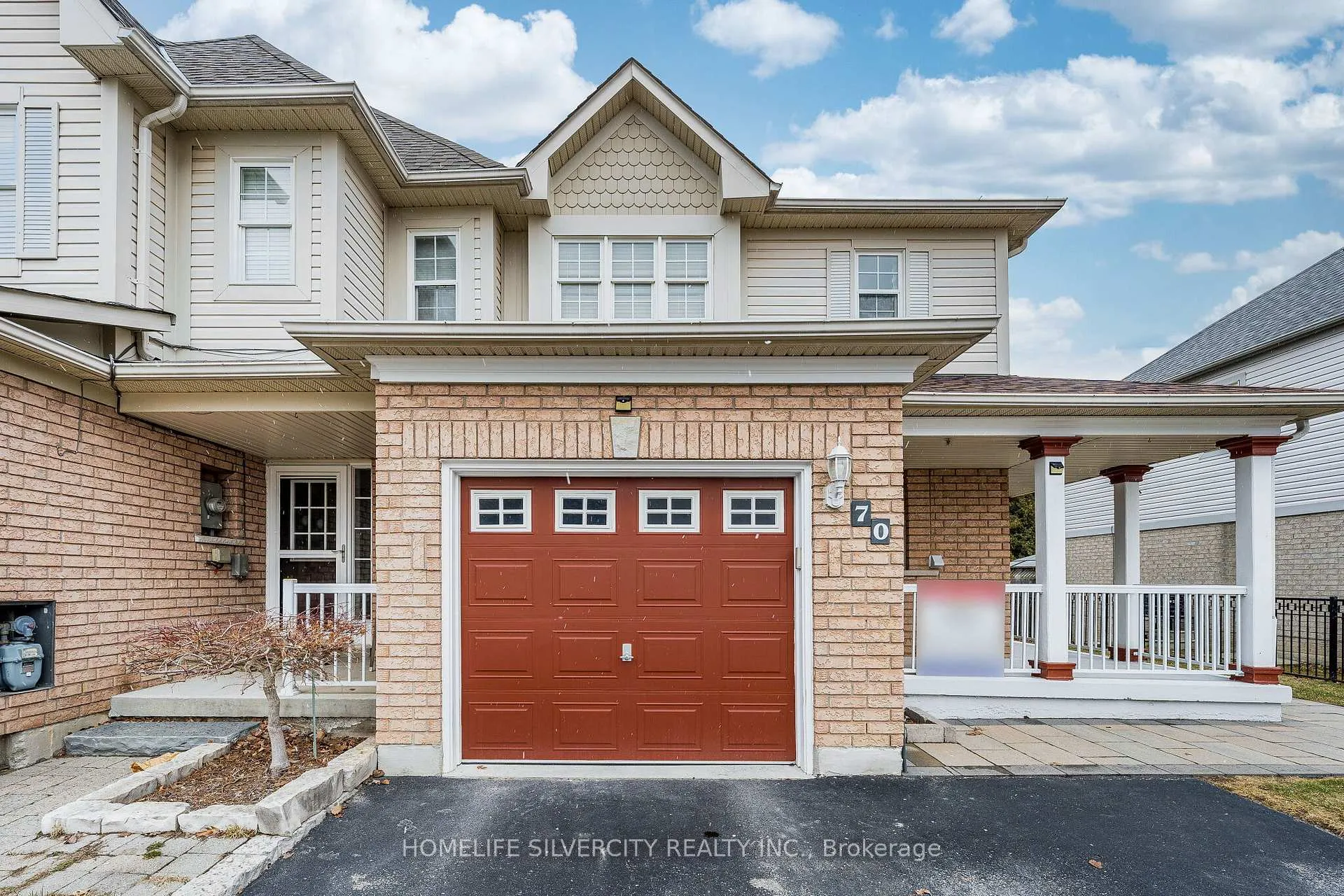 Photo 3 of 70 Toscana Drive, Whitby, Taunton North — HOMEH