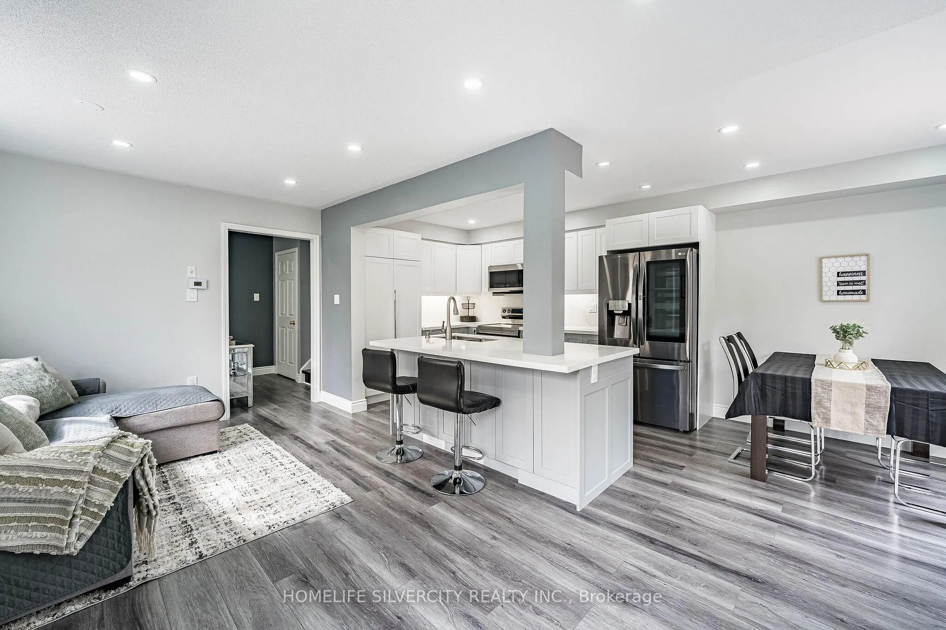 Photo 14 of 70 Toscana Drive, Whitby, Taunton North — HOMEH