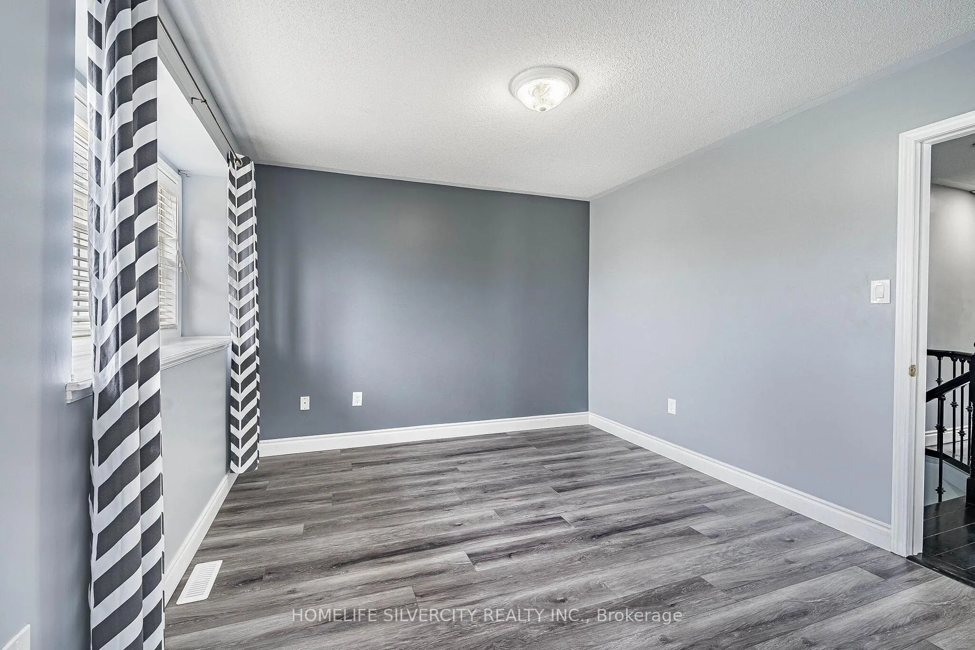 Photo 34 of 70 Toscana Drive, Whitby, Taunton North — HOMEH
