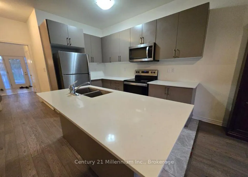 Photo 3 of Unit Unit 2, 4 Dunes Drive, Wasaga Beach — HOMEH