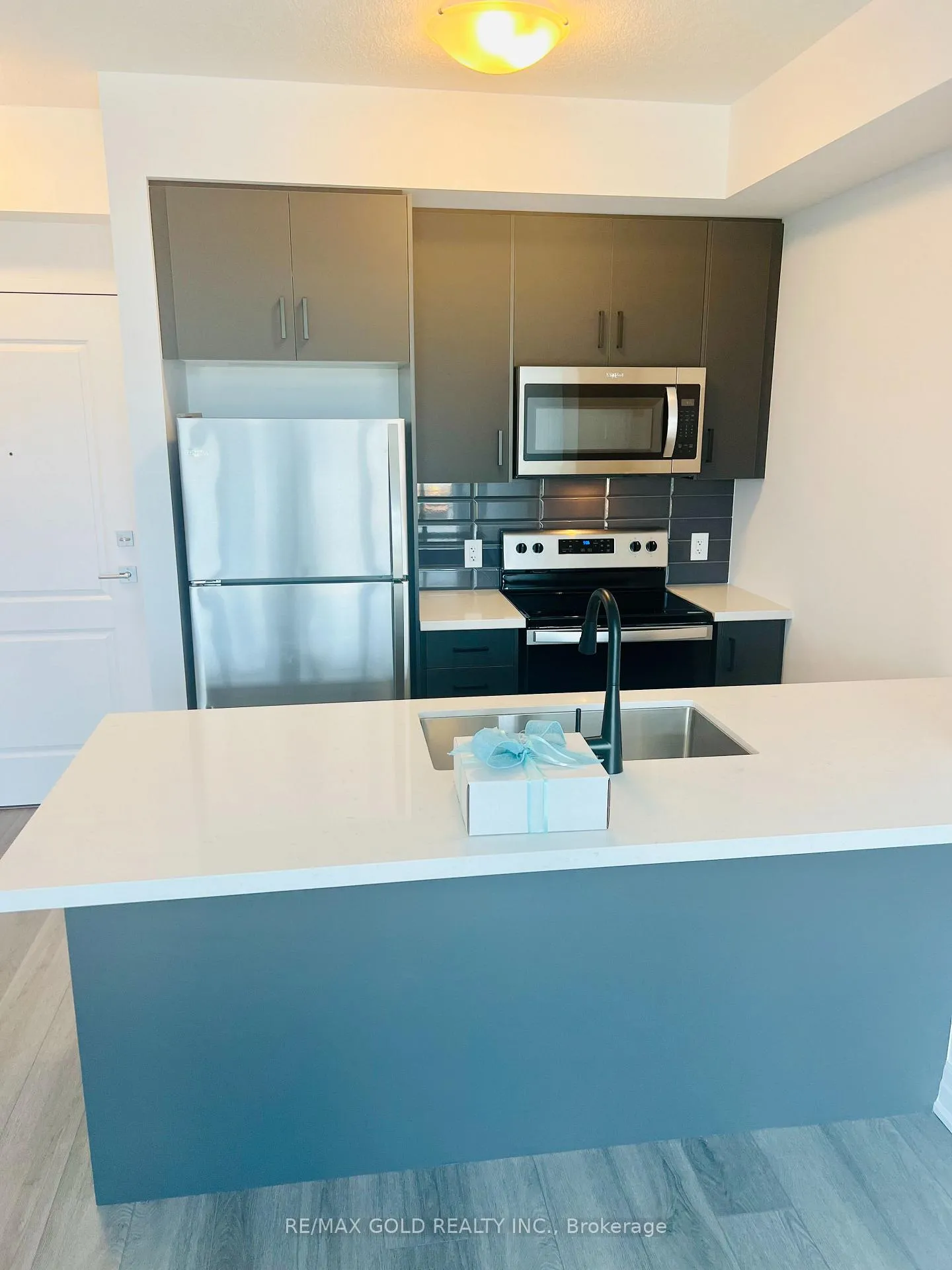 Photo 14 of Unit 404, 460 Dundas Street E, Hamilton, Waterdown — HOMEH