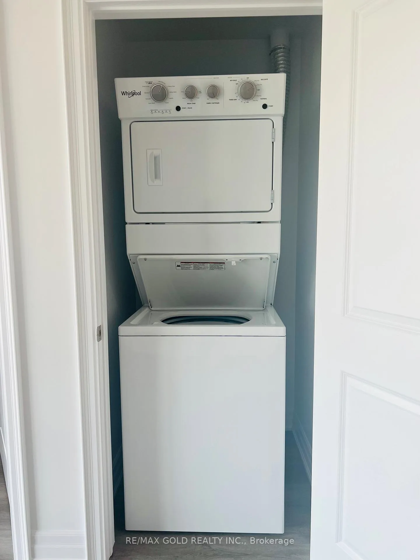 Photo 20 of Unit 404, 460 Dundas Street E, Hamilton, Waterdown — HOMEH