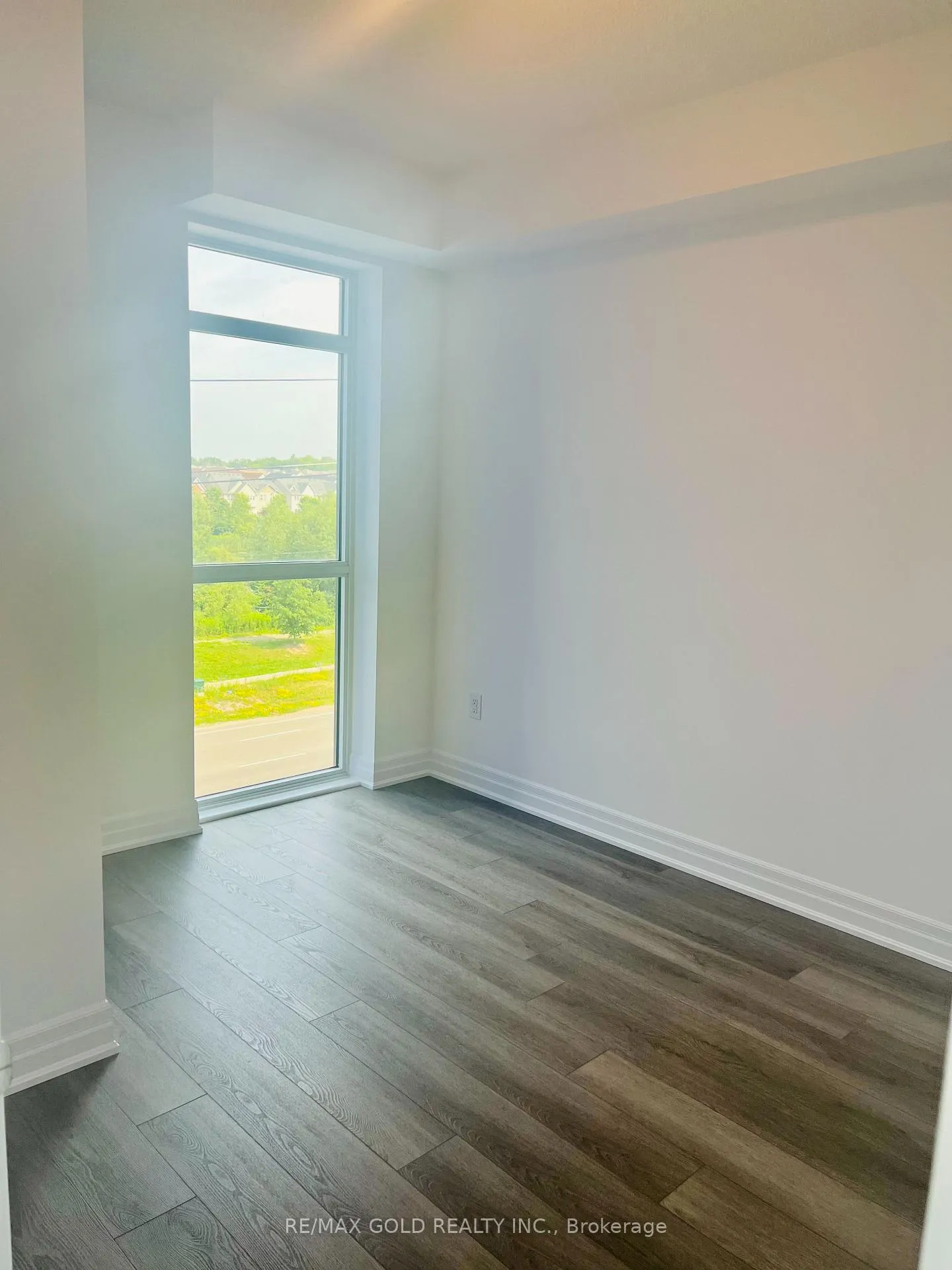 Photo 21 of Unit 404, 460 Dundas Street E, Hamilton, Waterdown — HOMEH