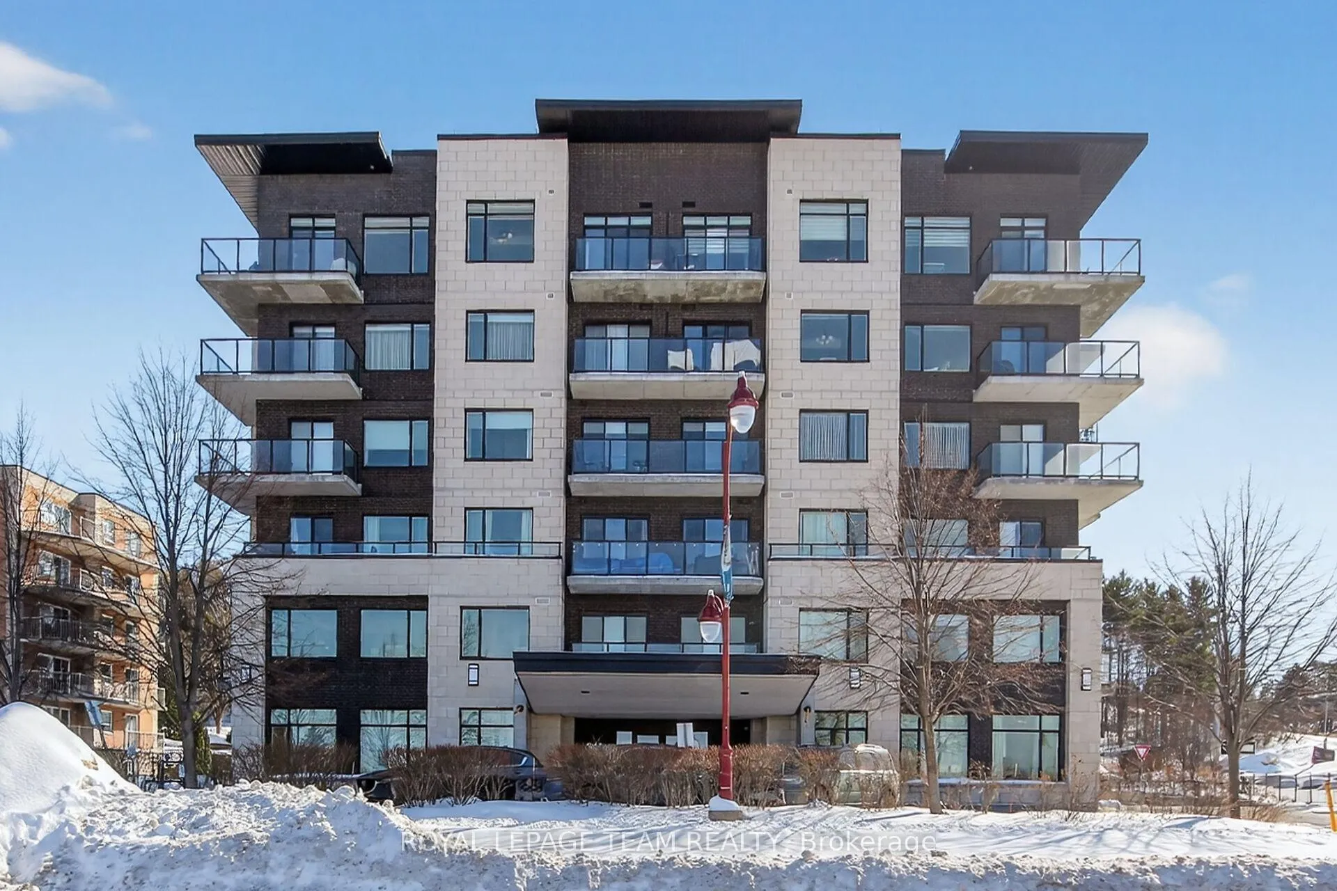 Photo 1 of Unit 204, 310 Centrum Boulevard, Ottawa, Bilberry Creek/Queenswood Heights — HOMEH
