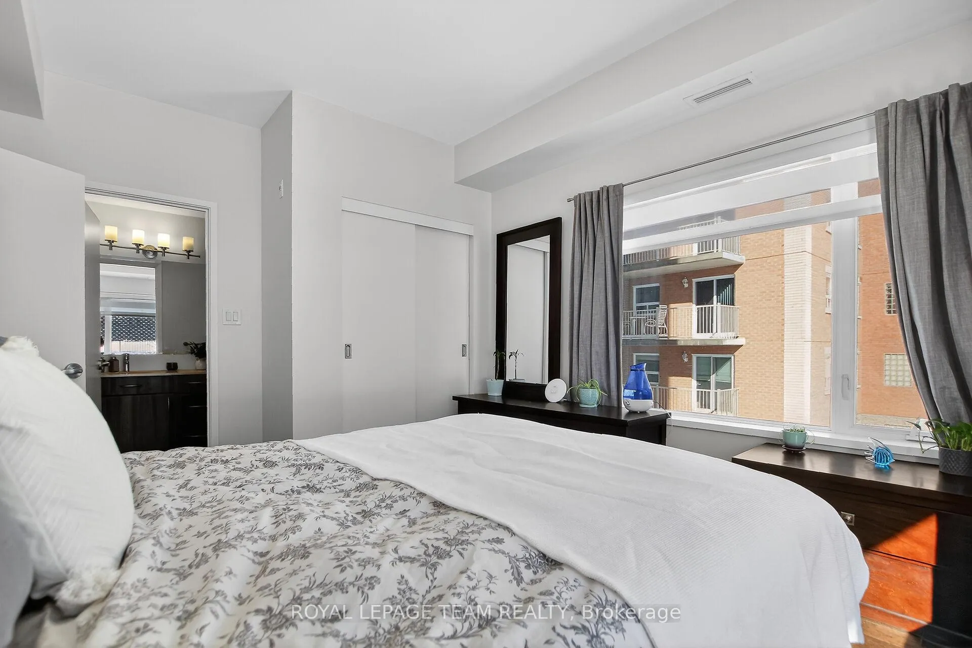 Photo 21 of Unit 204, 310 Centrum Boulevard, Ottawa, Bilberry Creek/Queenswood Heights — HOMEH