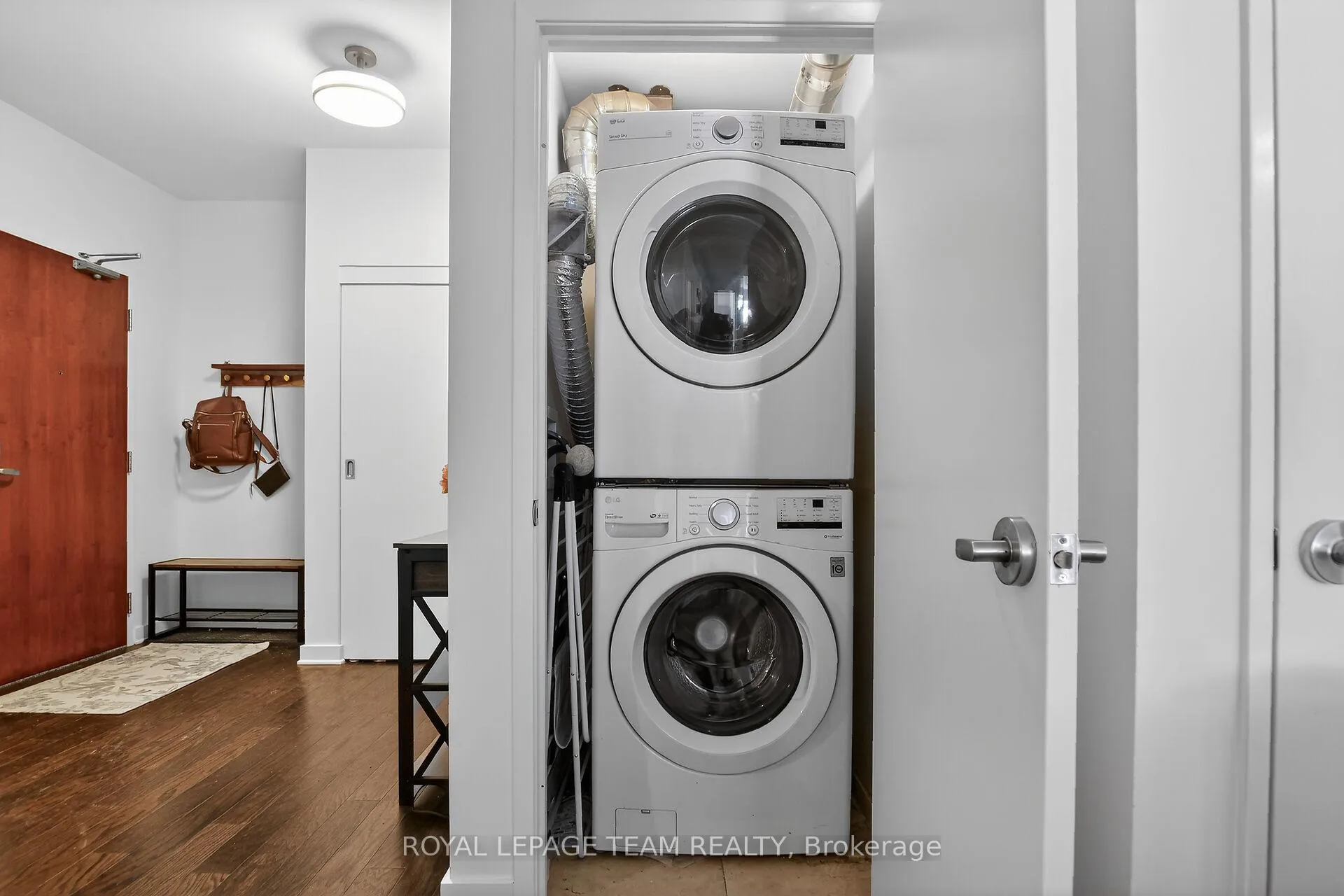 Photo 25 of Unit 204, 310 Centrum Boulevard, Ottawa, Bilberry Creek/Queenswood Heights — HOMEH
