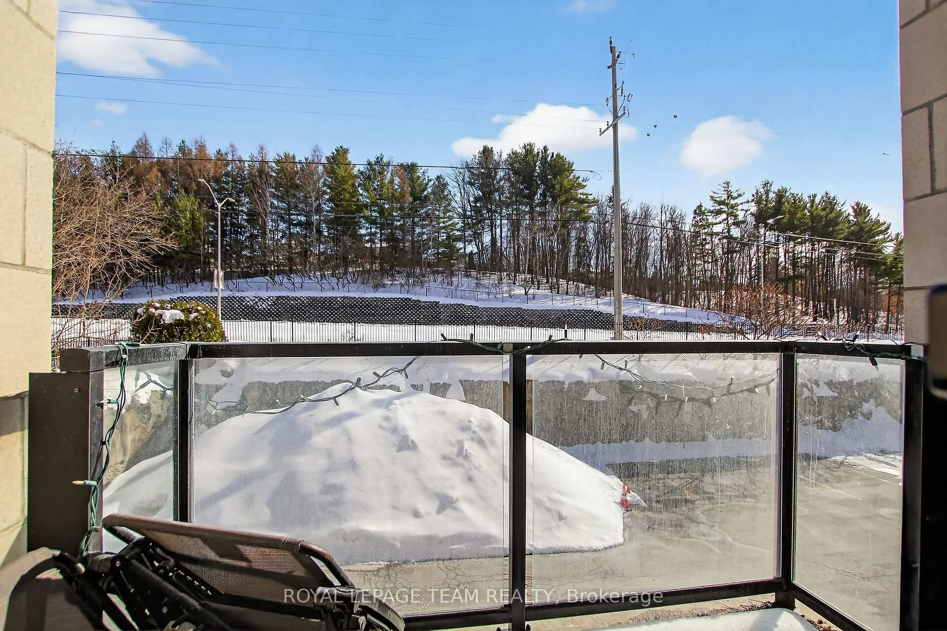 Photo 26 of Unit 204, 310 Centrum Boulevard, Ottawa, Bilberry Creek/Queenswood Heights — HOMEH