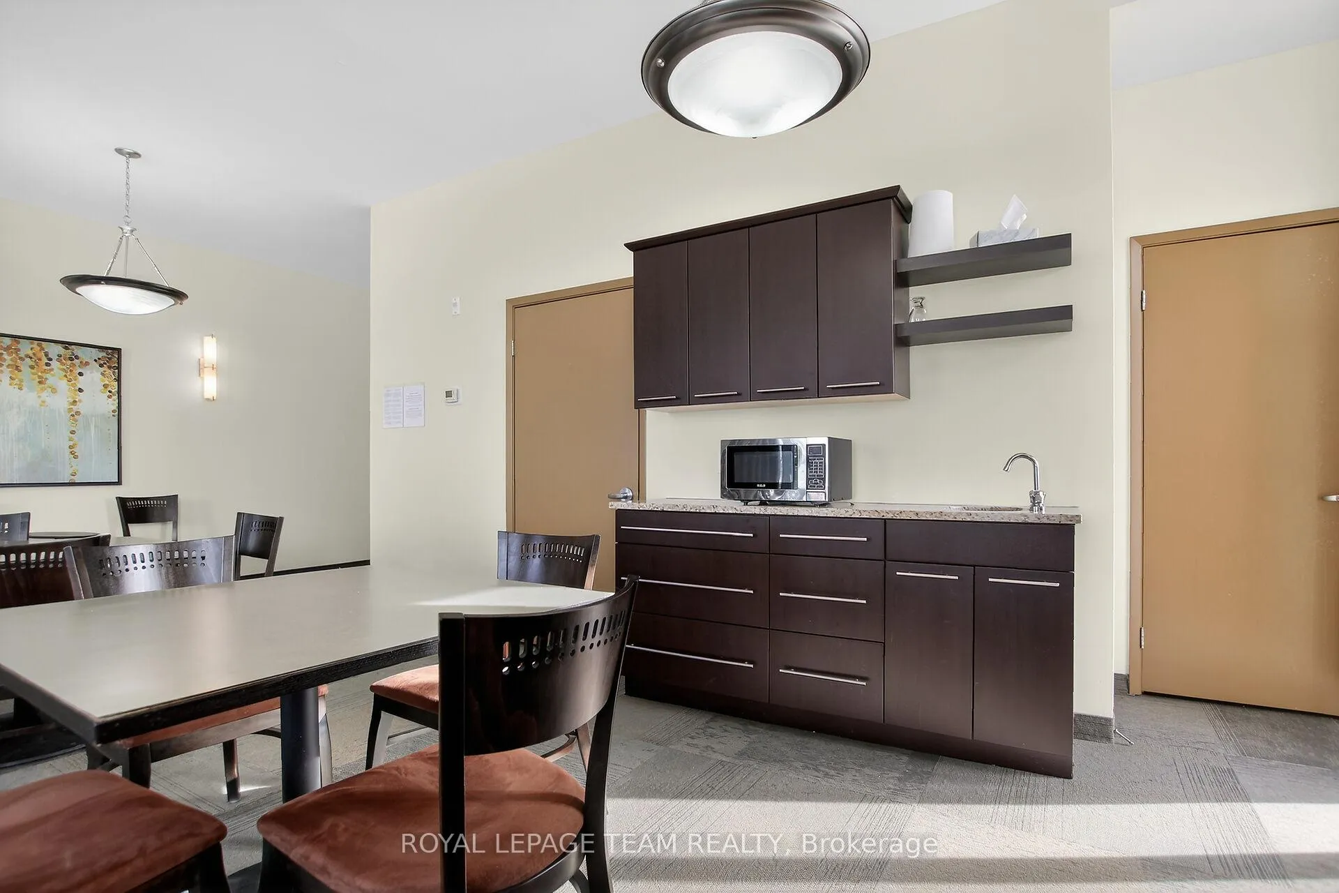 Photo 31 of Unit 204, 310 Centrum Boulevard, Ottawa, Bilberry Creek/Queenswood Heights — HOMEH