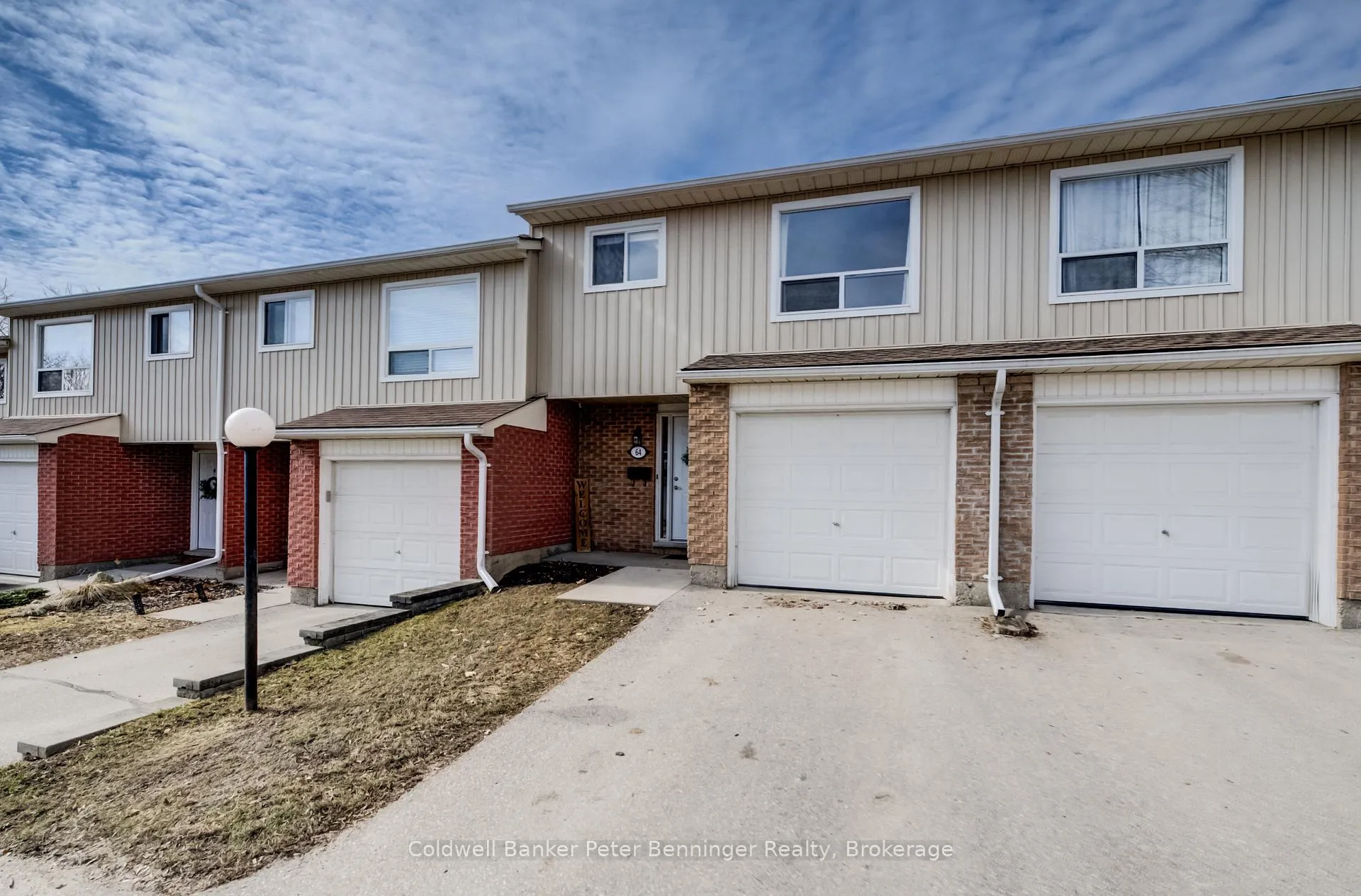 Photo 2 of Unit 64, 279 Bluevale Street N, Waterloo, Lincoln Heights — HOMEH