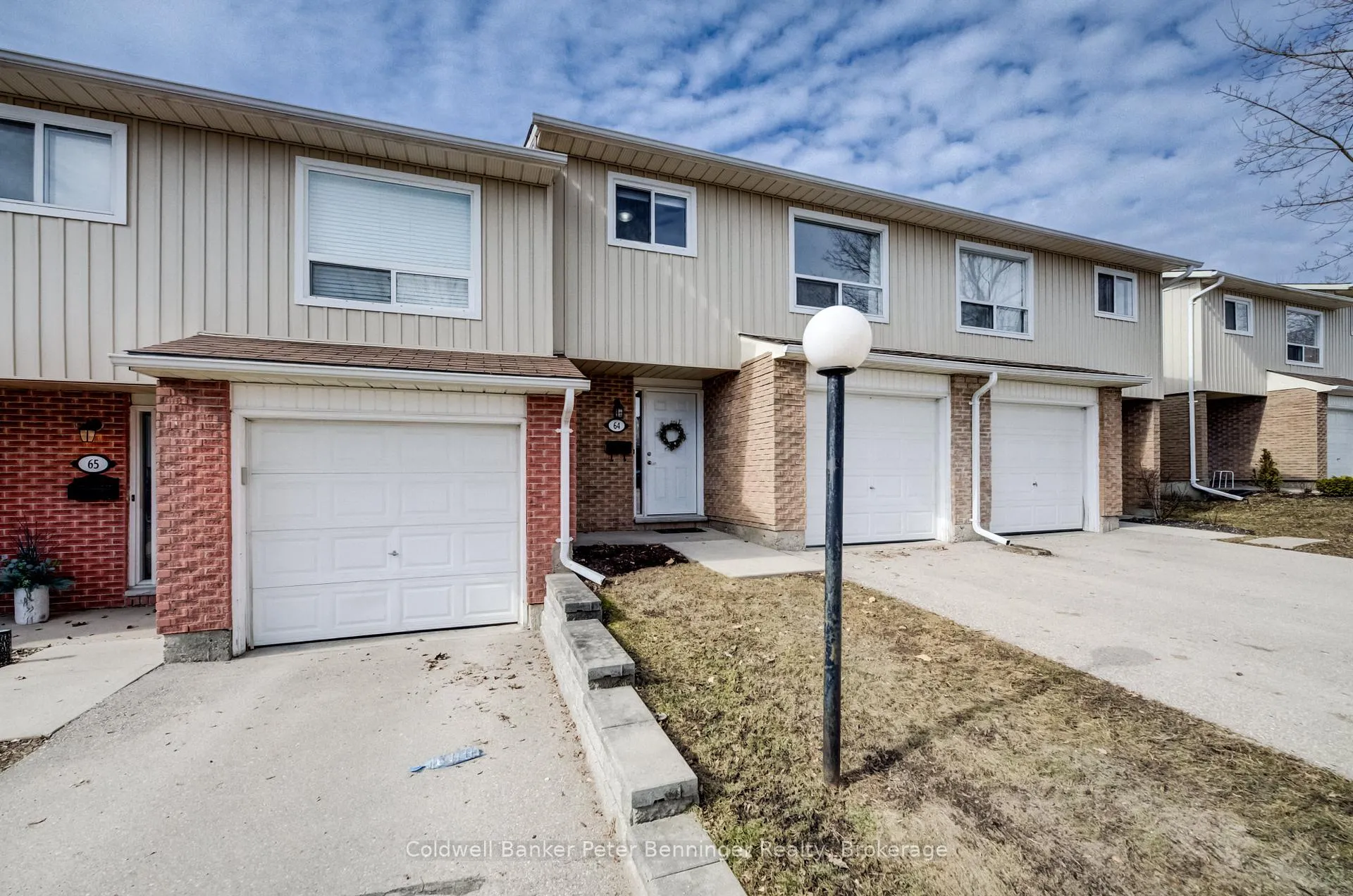 Photo 3 of Unit 64, 279 Bluevale Street N, Waterloo, Lincoln Heights — HOMEH