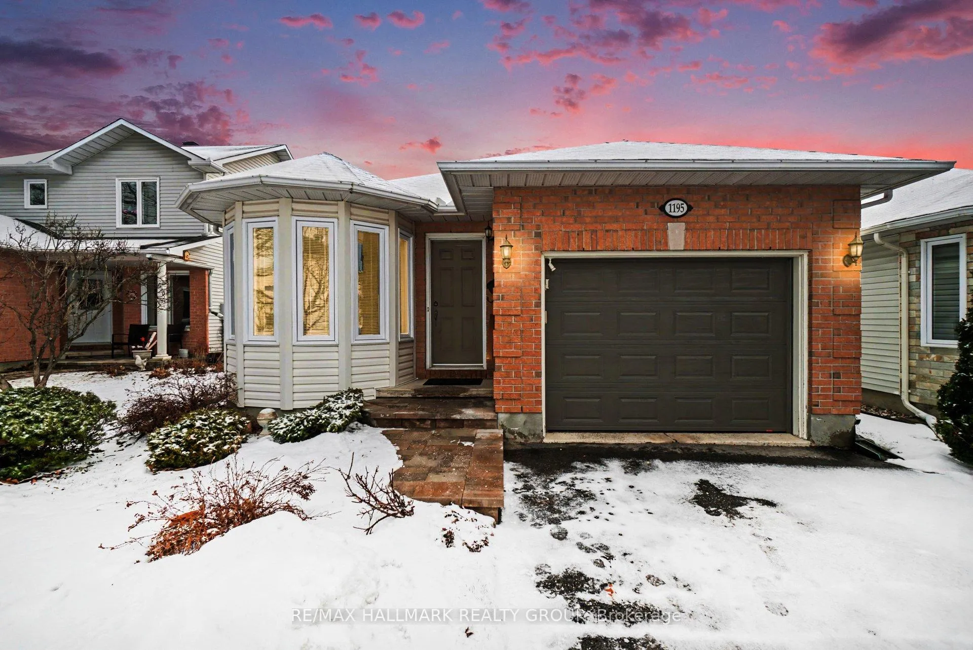Photo 1 of 1195 Whiterock Street, Ottawa, Carson Grove — HOMEH