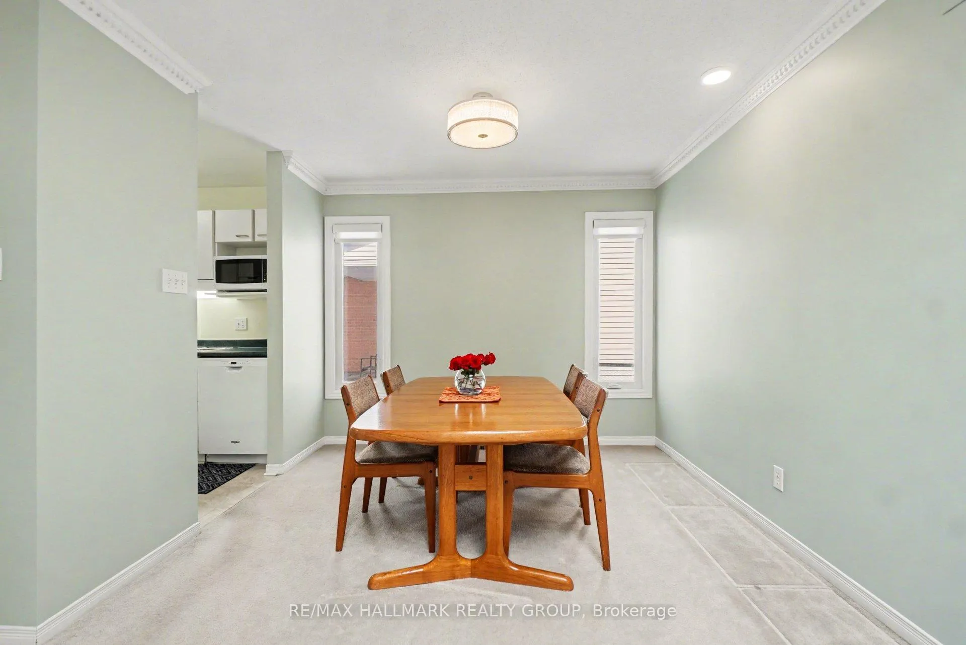 Photo 13 of 1195 Whiterock Street, Ottawa, Carson Grove — HOMEH