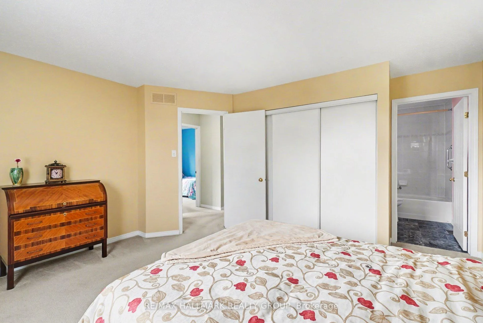Photo 15 of 1195 Whiterock Street, Ottawa, Carson Grove — HOMEH