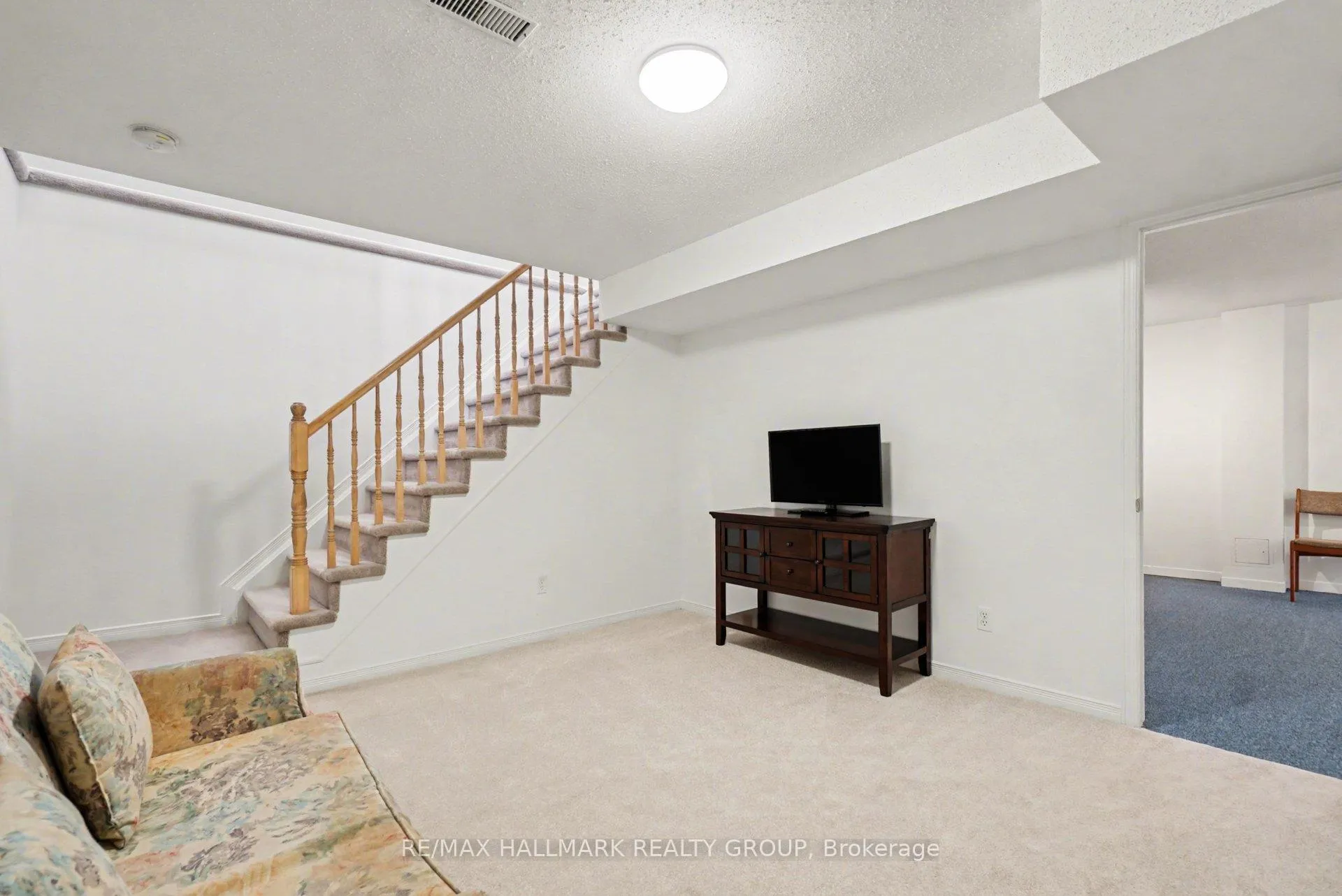 Photo 23 of 1195 Whiterock Street, Ottawa, Carson Grove — HOMEH