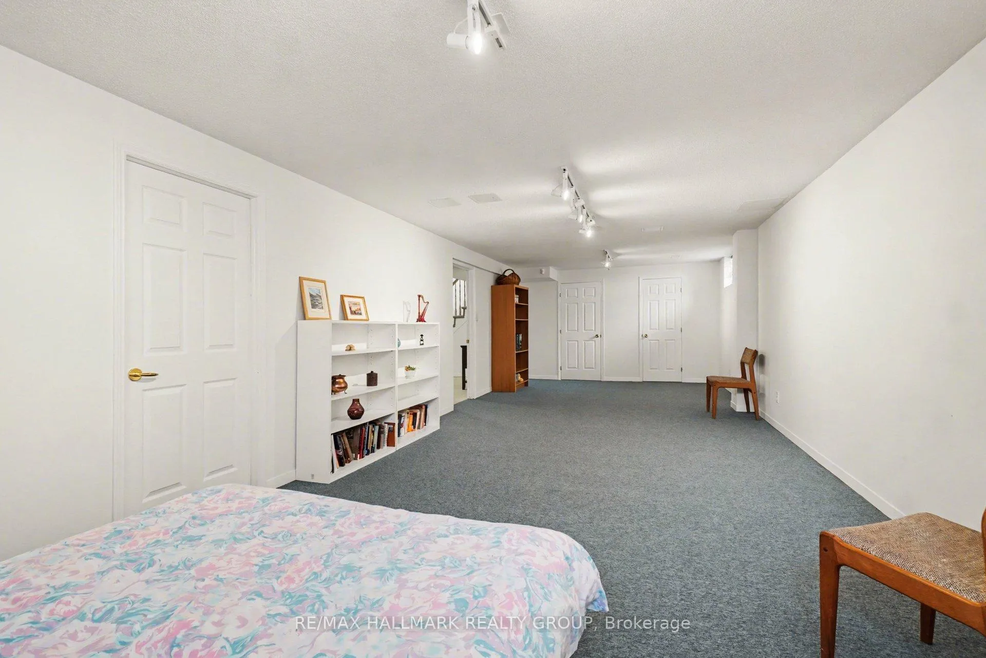 Photo 25 of 1195 Whiterock Street, Ottawa, Carson Grove — HOMEH