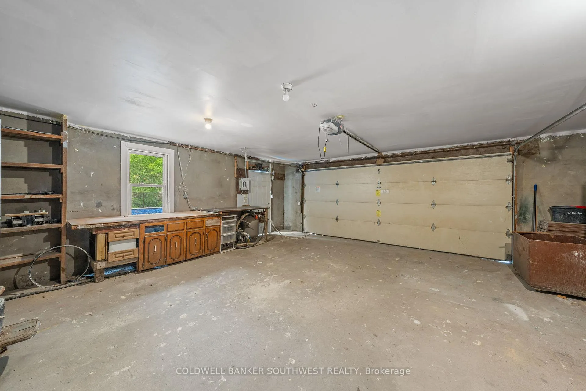 Photo 49 of 156 Queen Street, Sarnia — HOMEH