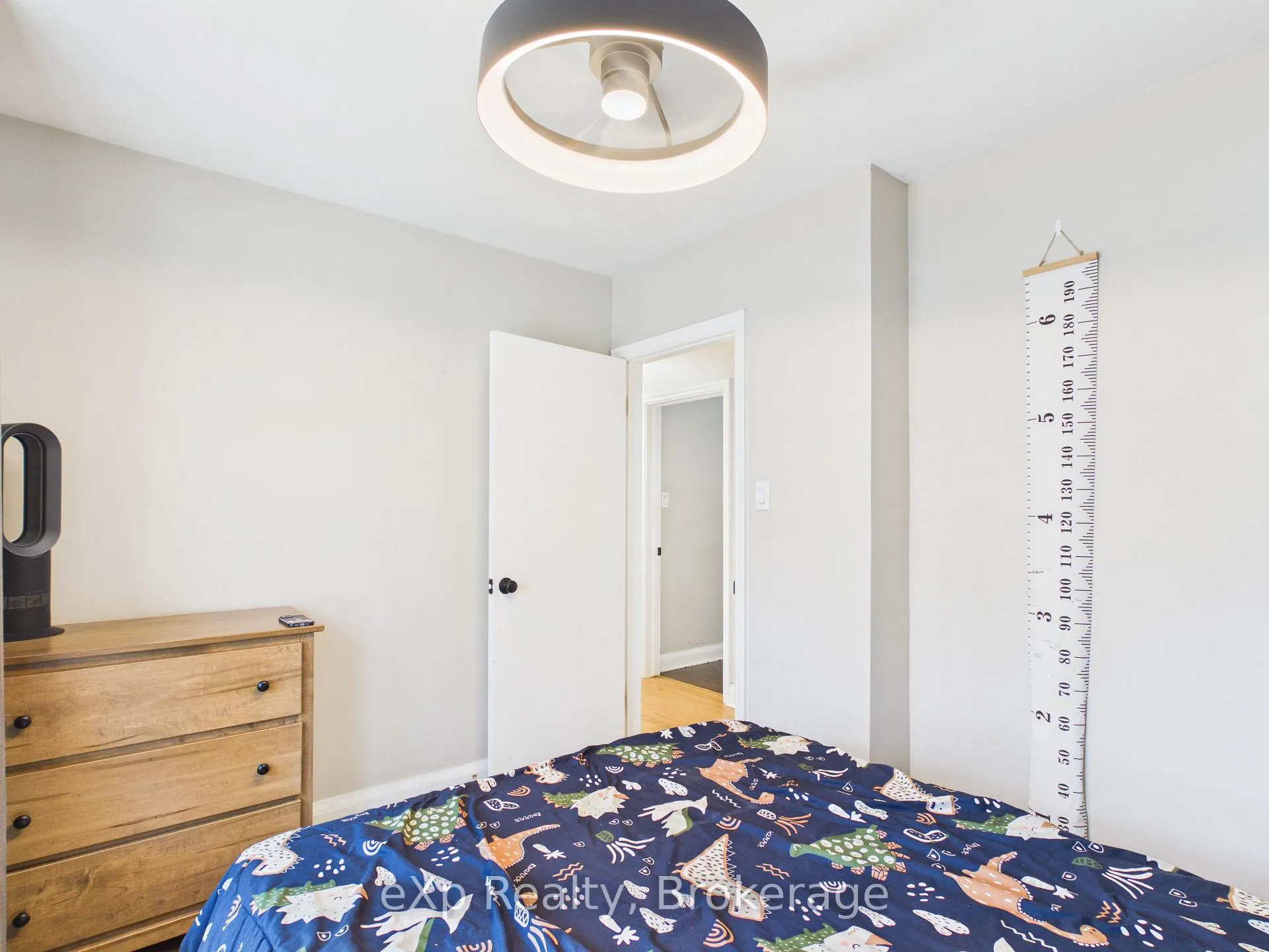 Photo 18 of 40 Johnstone Boulevard, Brockton — HOMEH