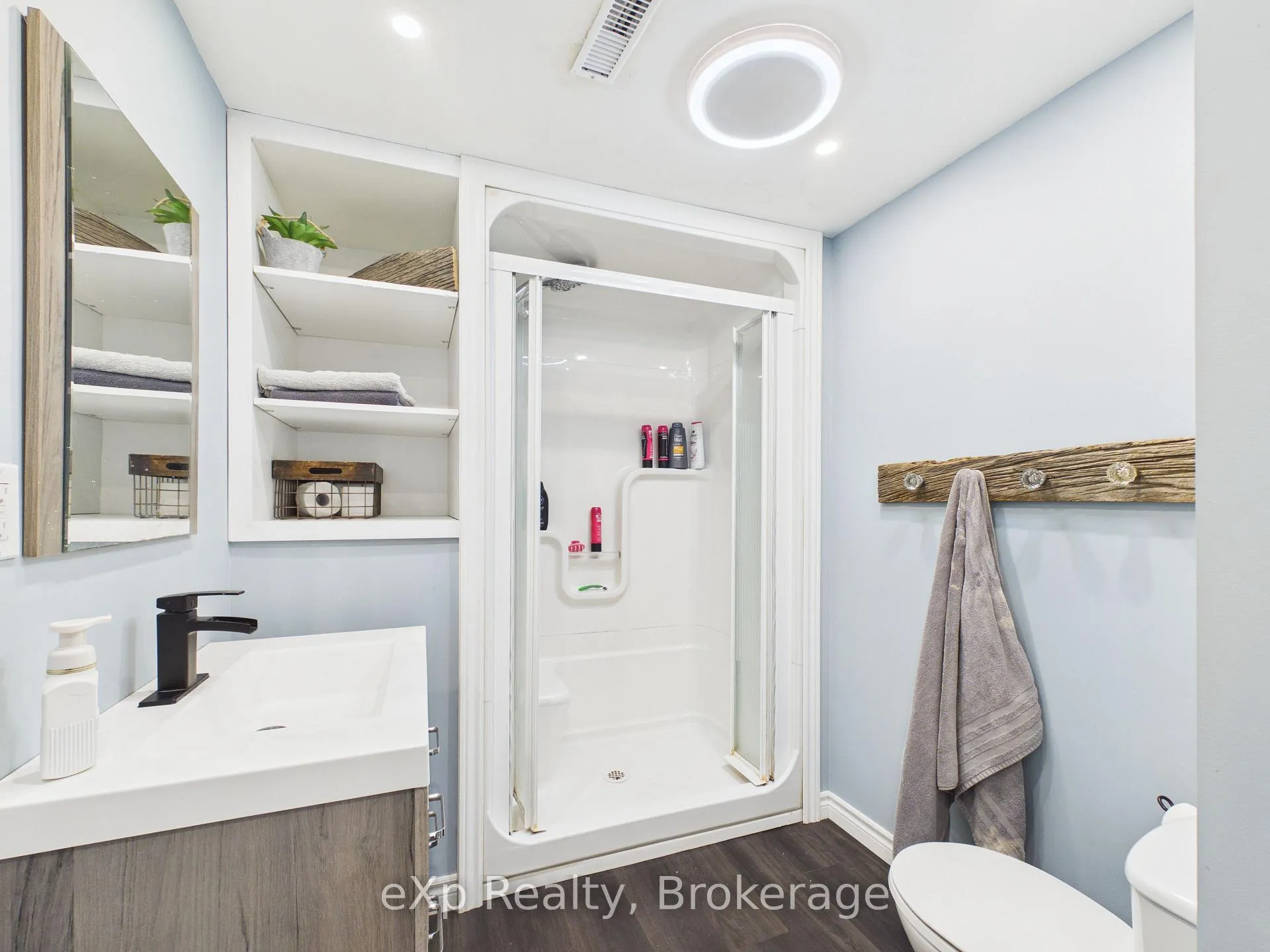 Photo 27 of 40 Johnstone Boulevard, Brockton — HOMEH