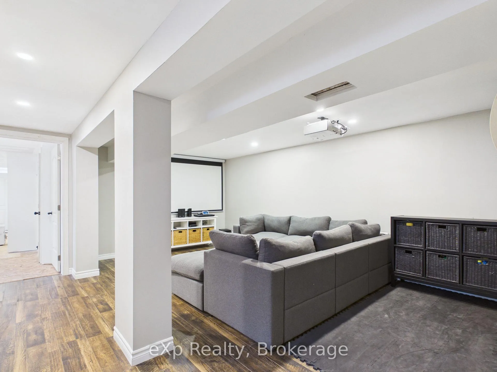 Photo 30 of 40 Johnstone Boulevard, Brockton — HOMEH