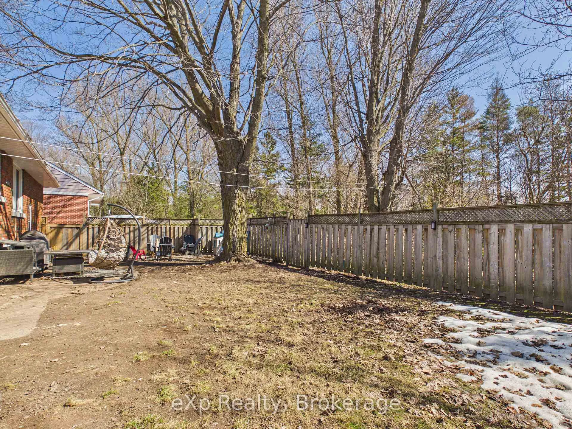 Photo 34 of 40 Johnstone Boulevard, Brockton — HOMEH