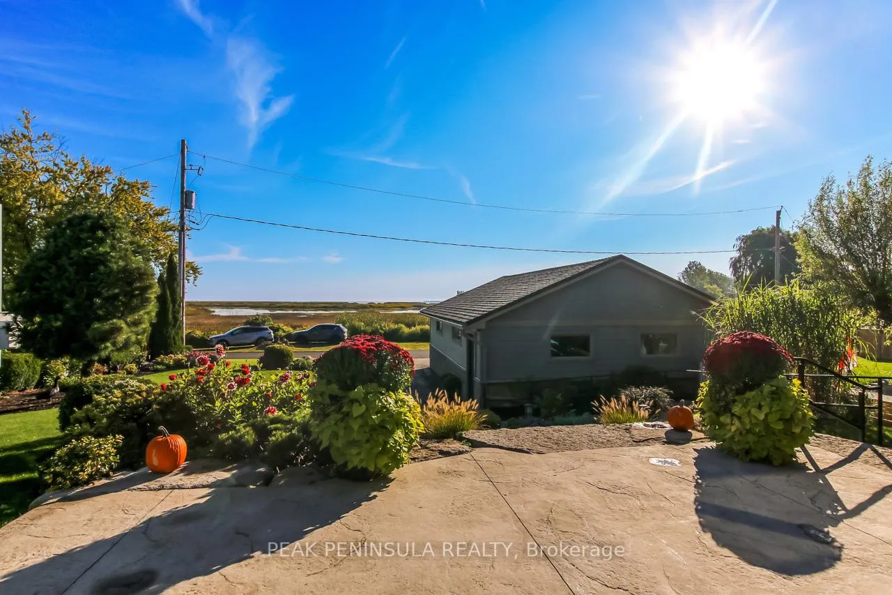 Photo 7 of 86 Old Cut Boulevard, Norfolk, Long Point — HOMEH