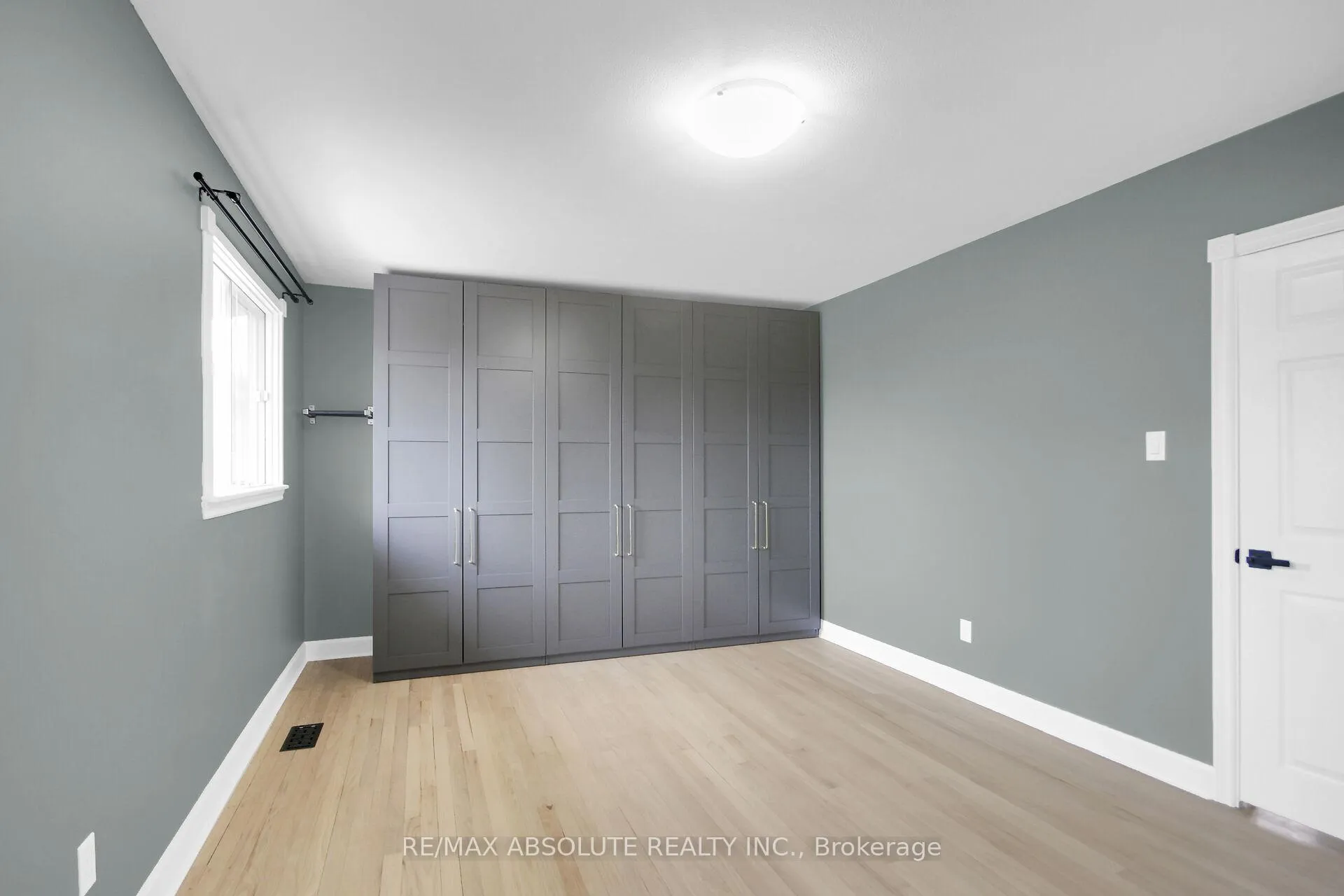 Photo 27 of 60 Foothills Drive, Ottawa, Lynwood Village — HOMEH