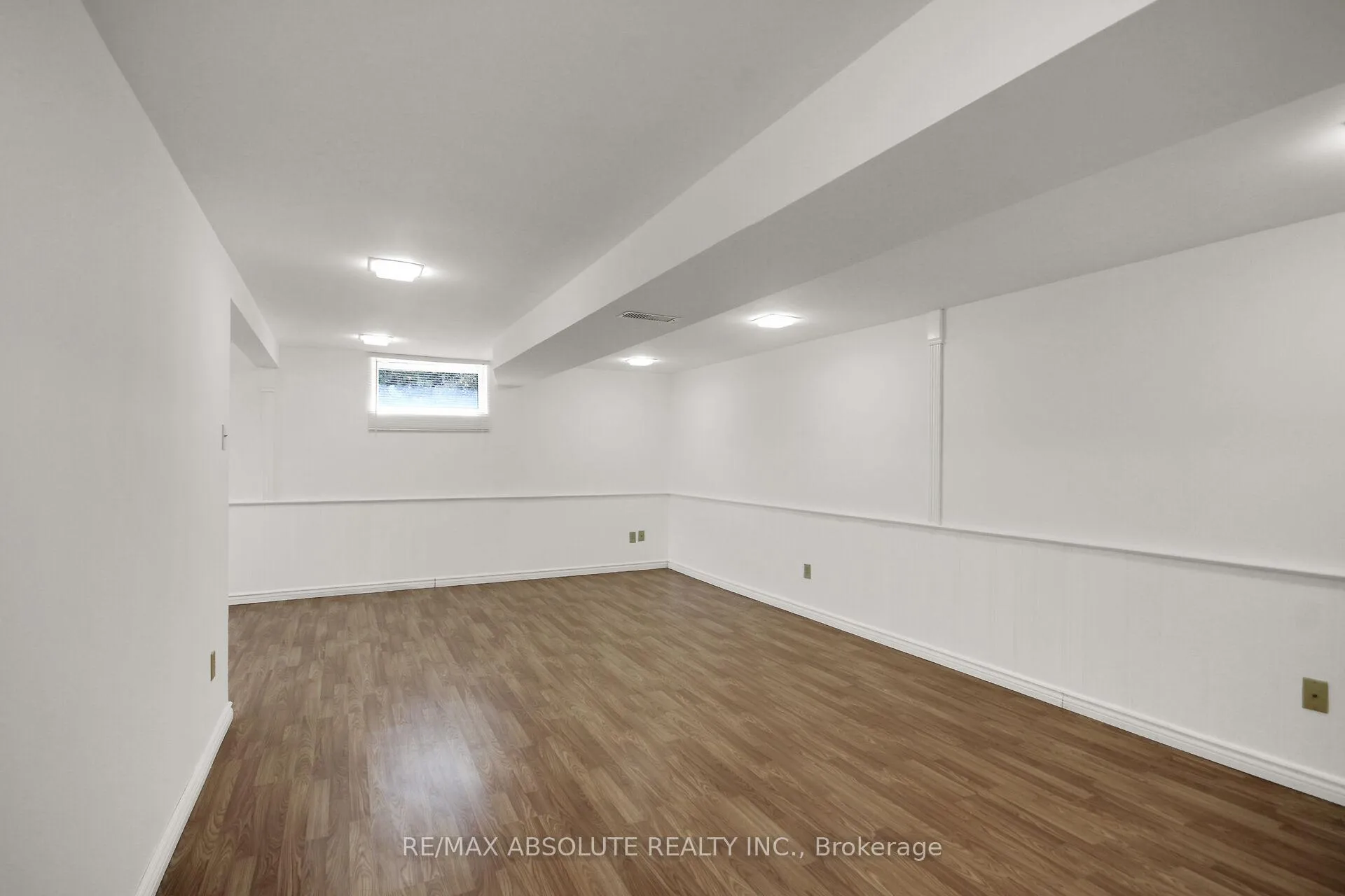 Photo 37 of 60 Foothills Drive, Ottawa, Lynwood Village — HOMEH