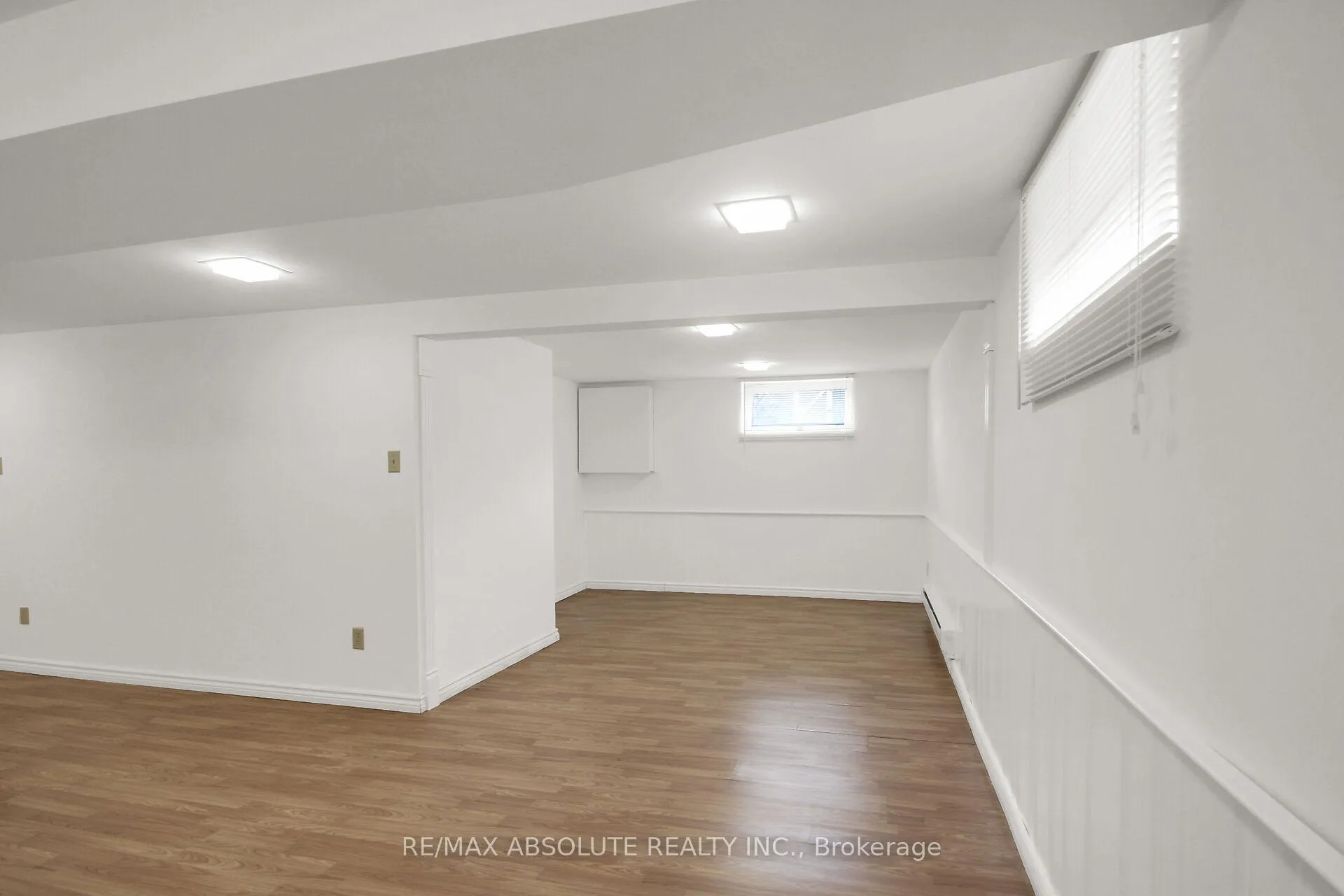 Photo 39 of 60 Foothills Drive, Ottawa, Lynwood Village — HOMEH